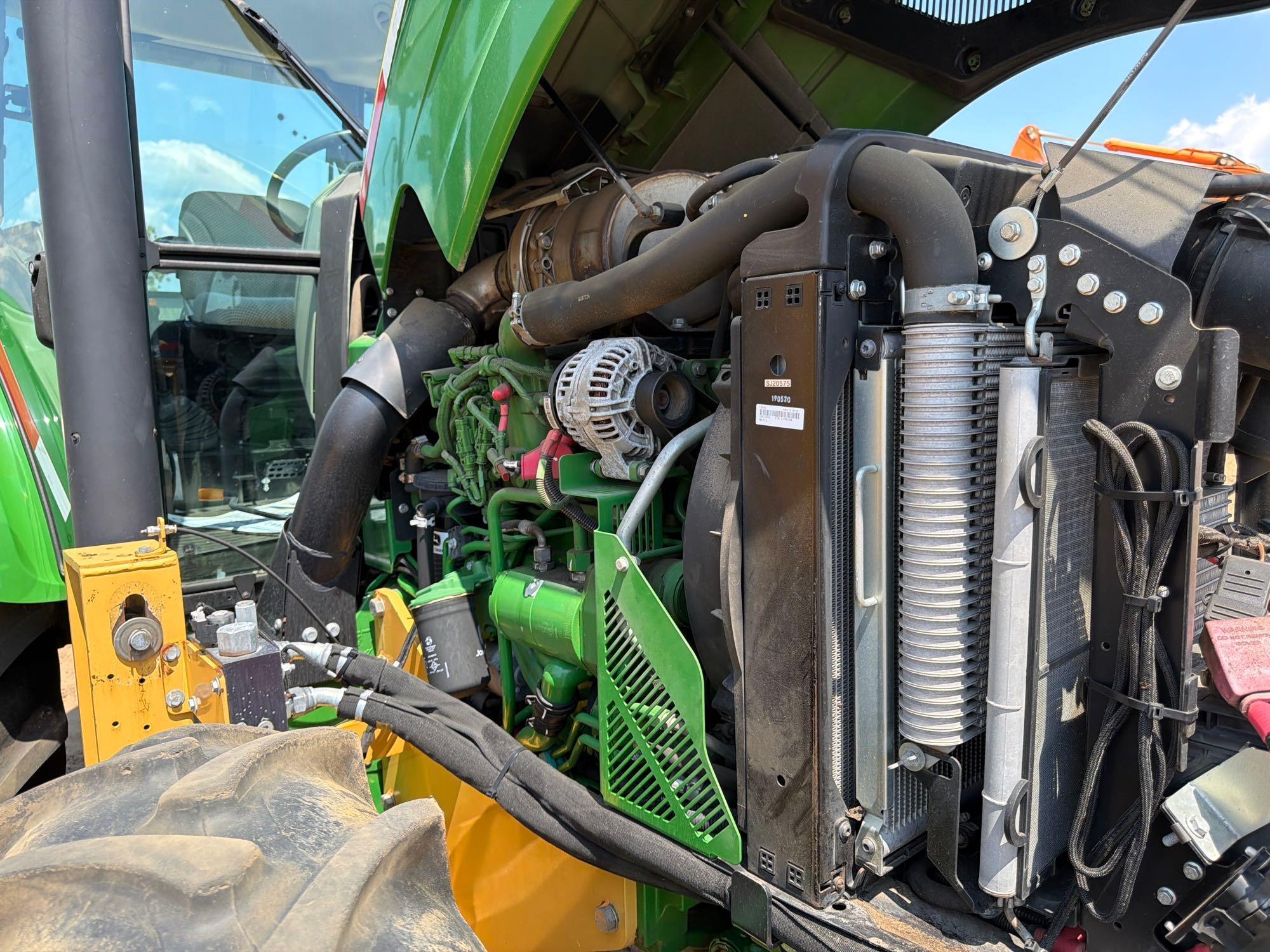 John Deere 5100E