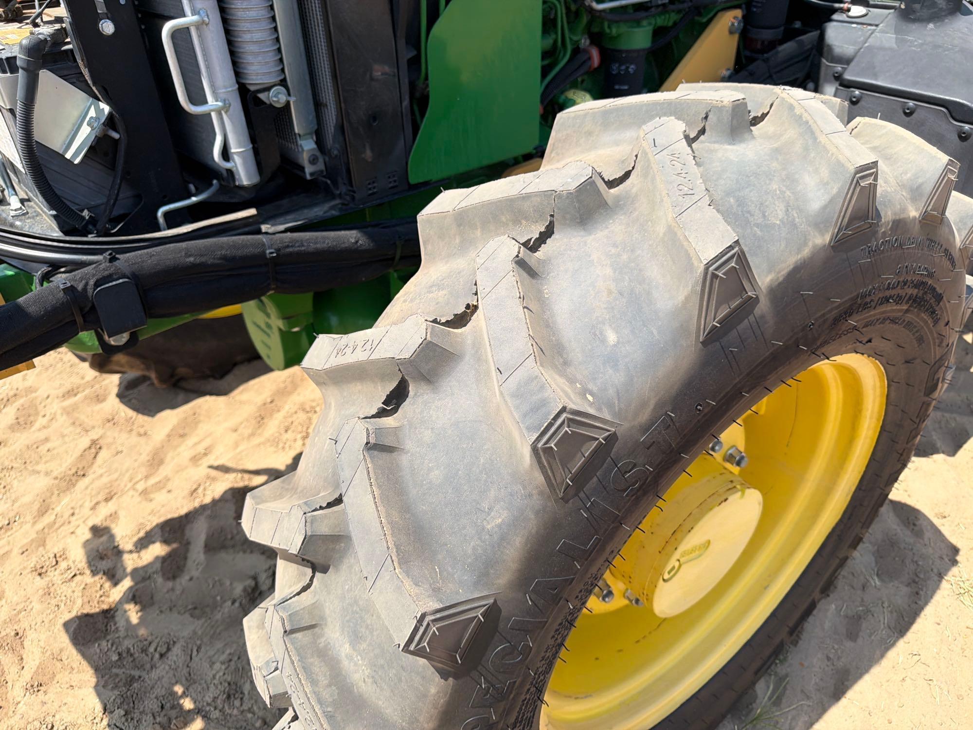 John Deere 5100E