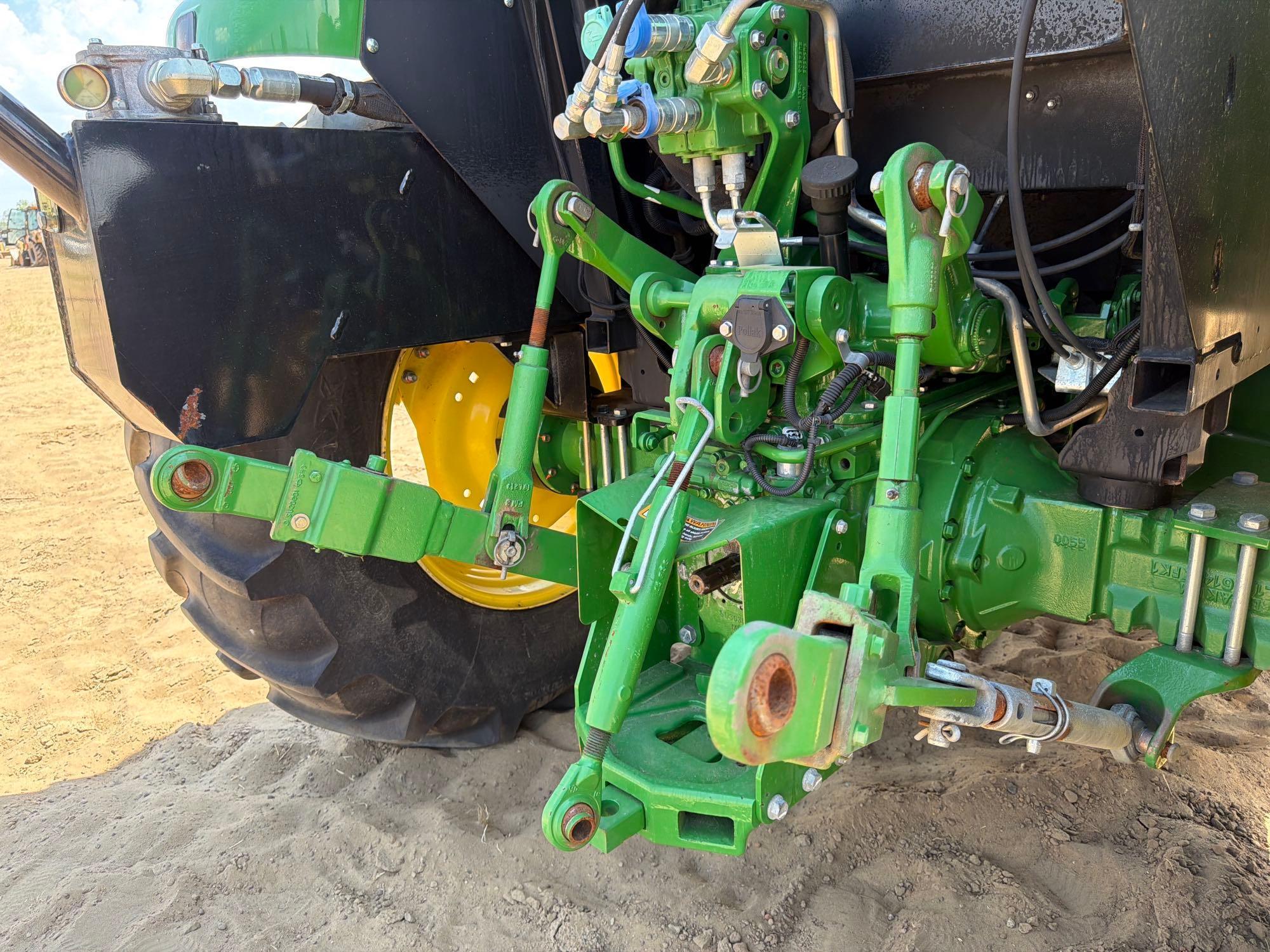 John Deere 5100E