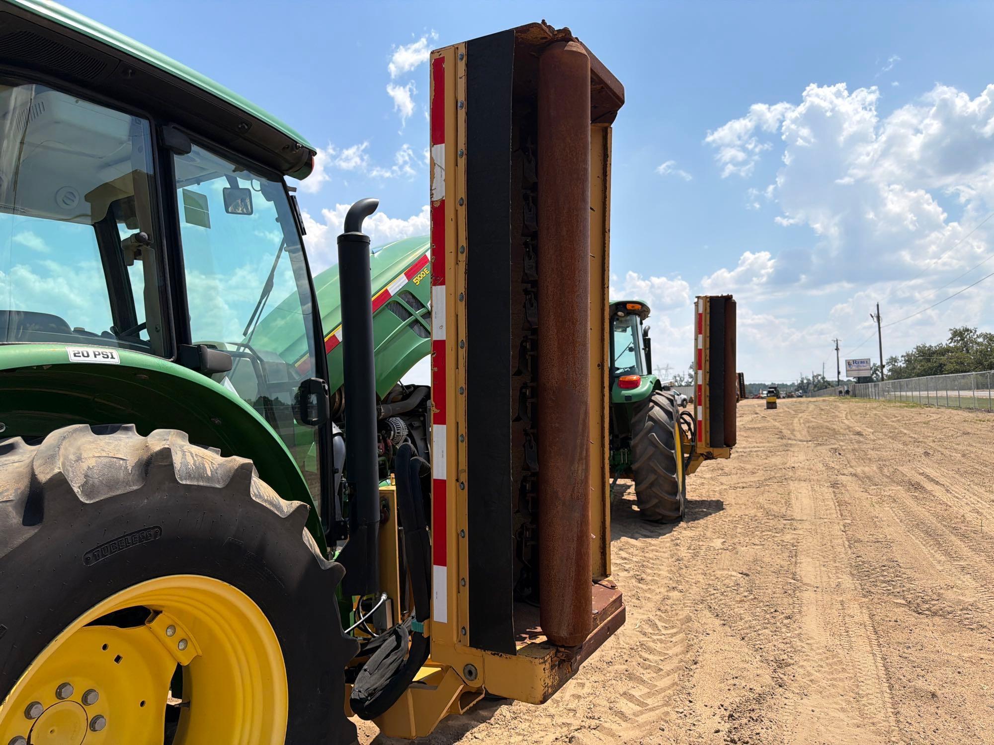 John Deere 5100E
