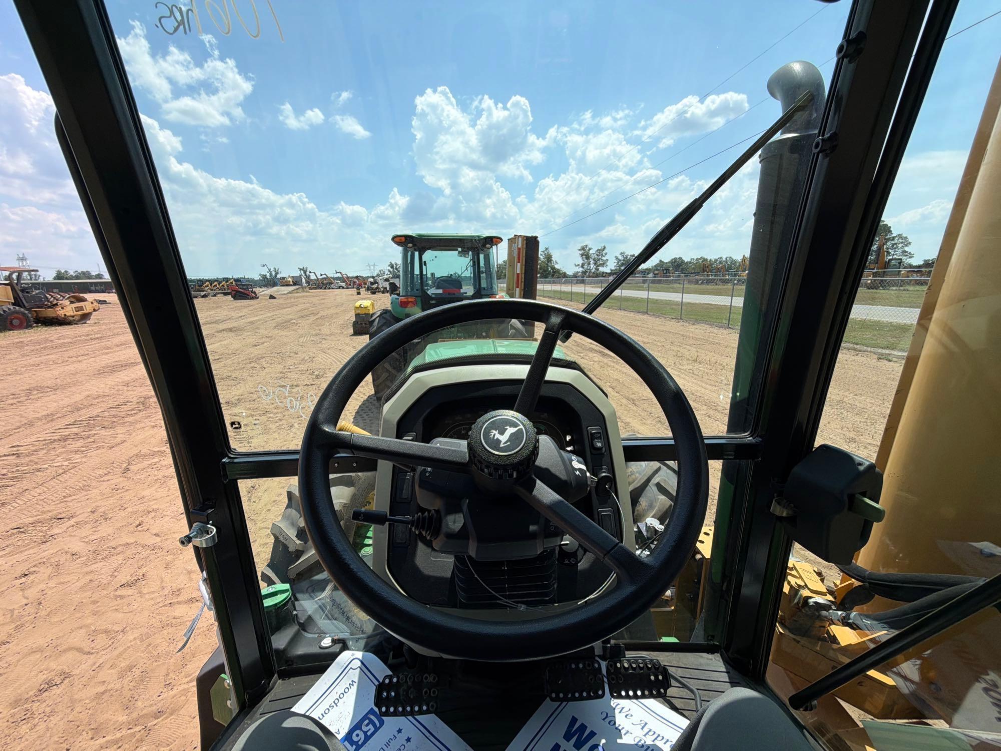 John Deere 5100E