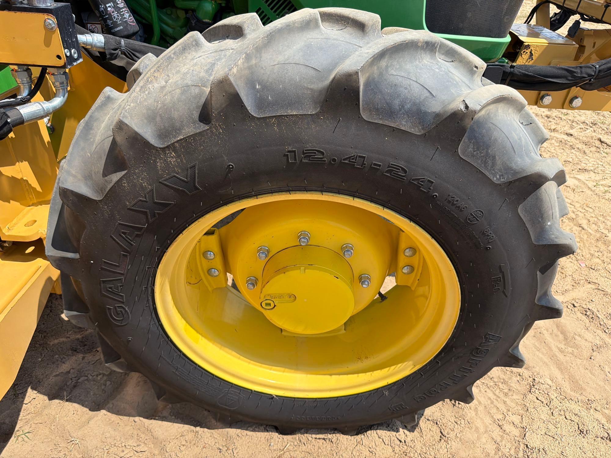 John Deere 5100E