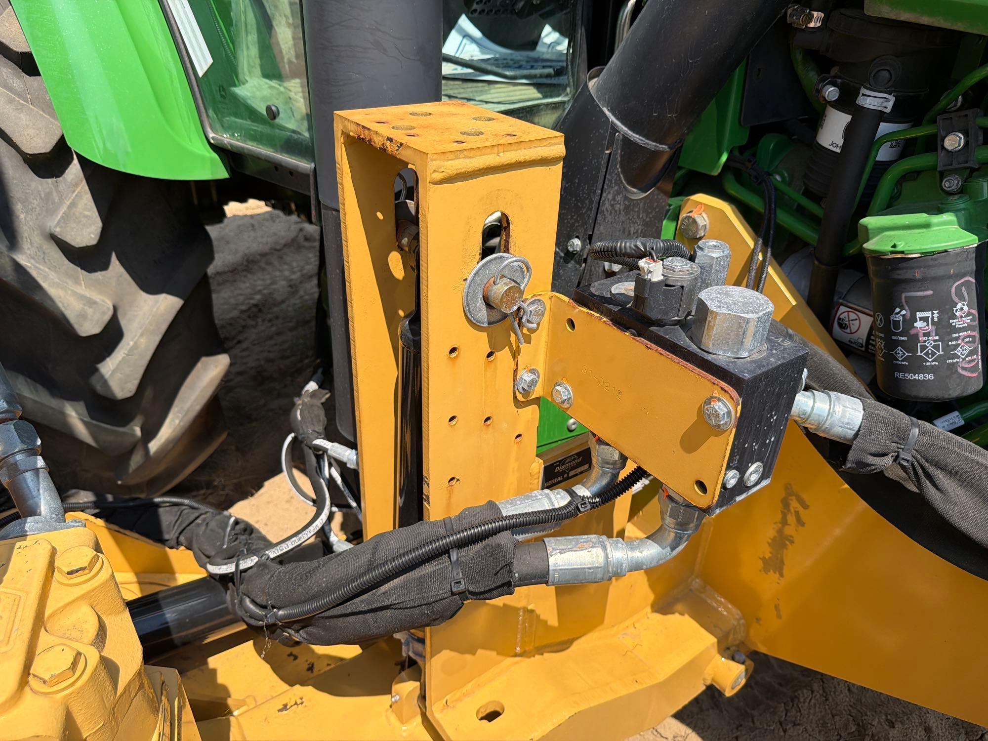 John Deere 5100E