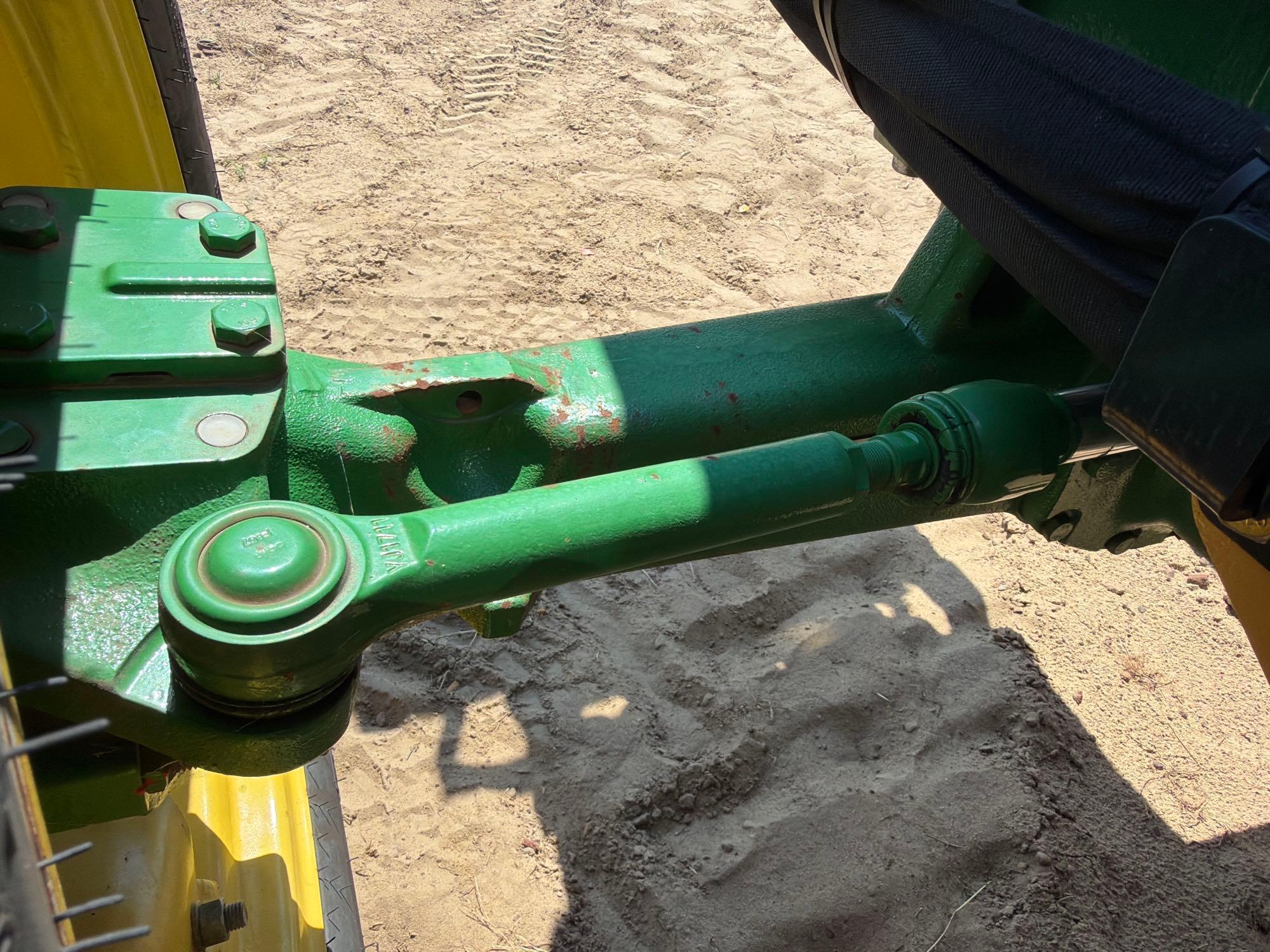 John Deere 5100E