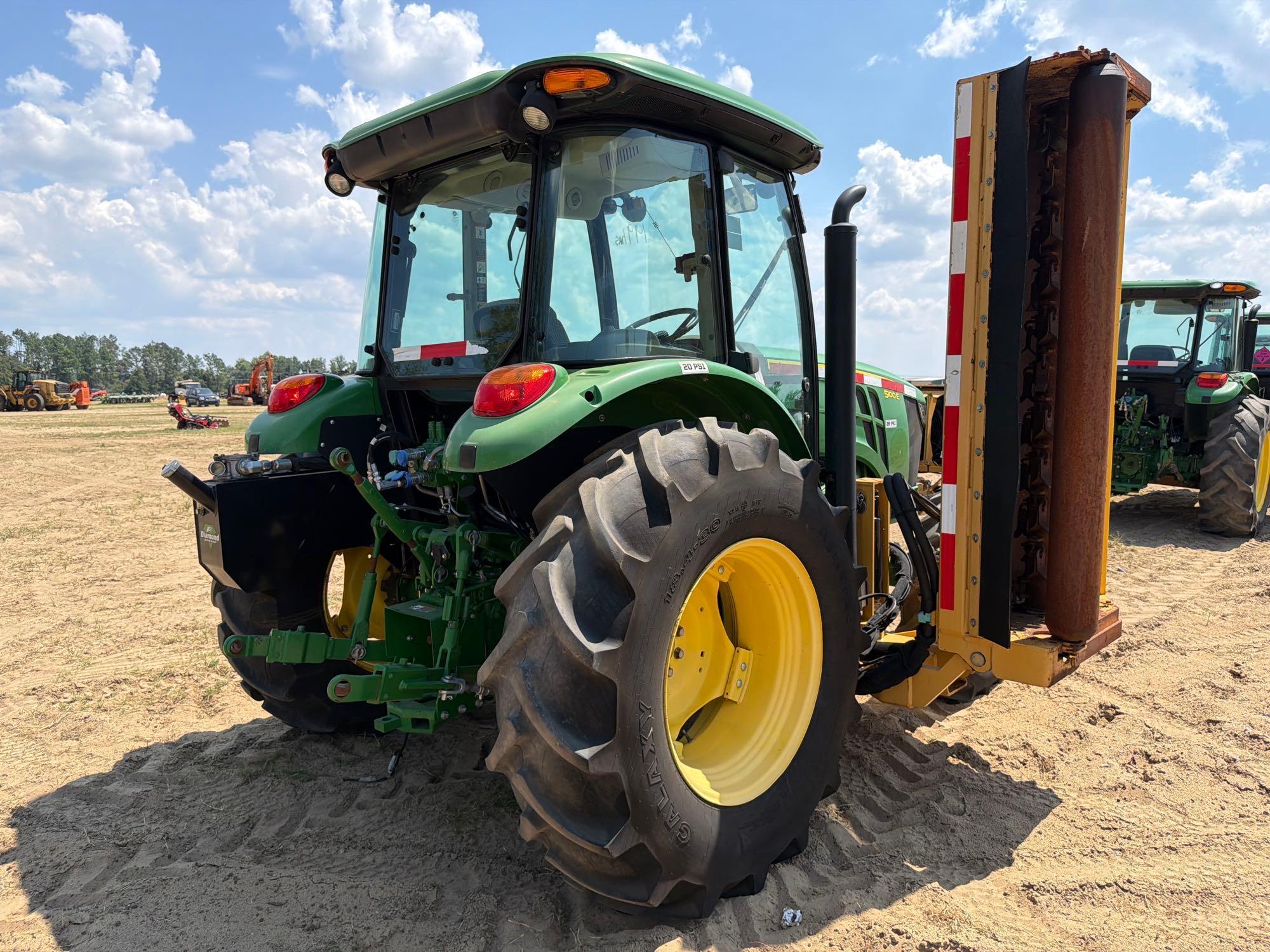 John Deere 5100E