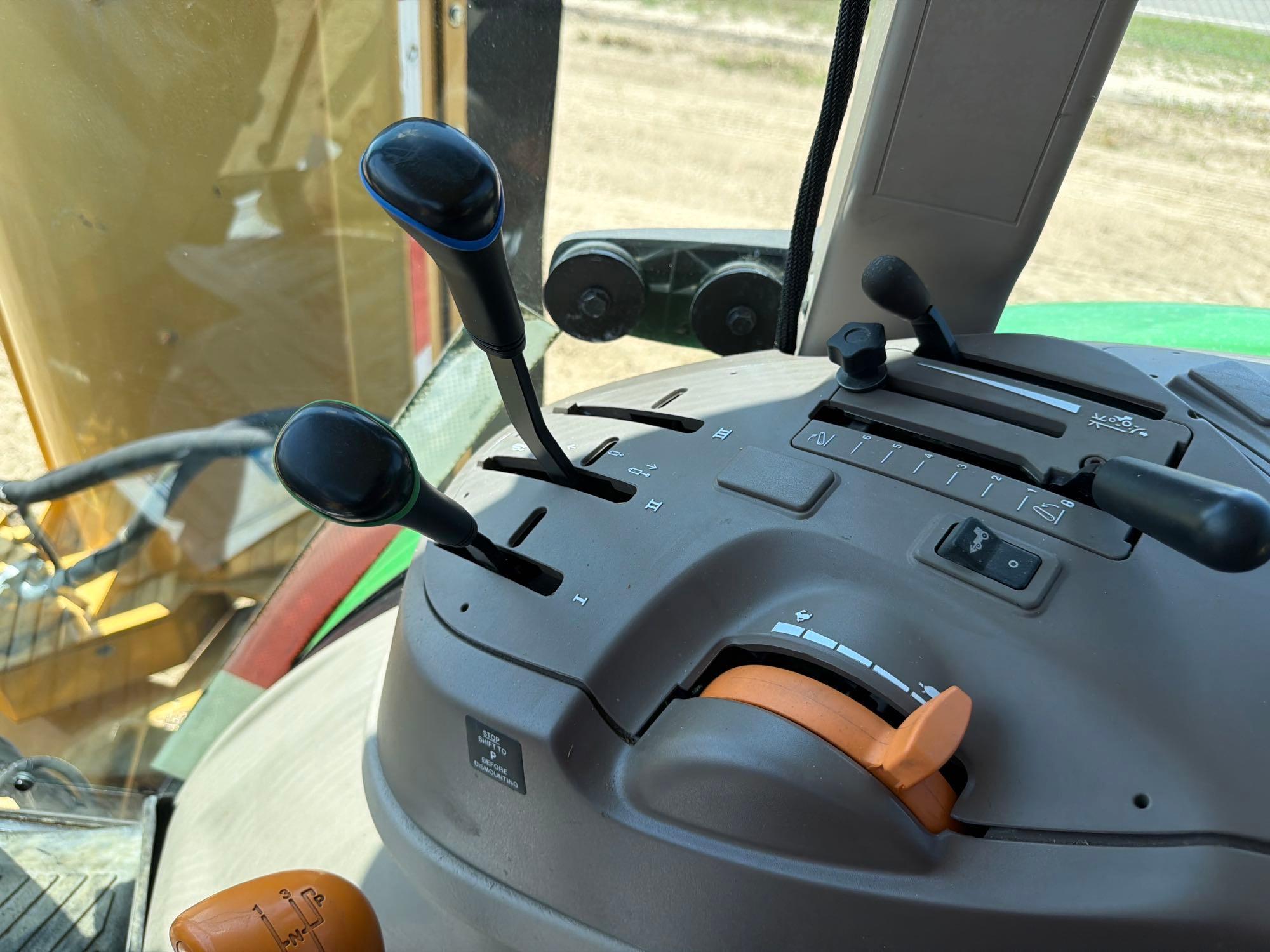 John Deere 5100E