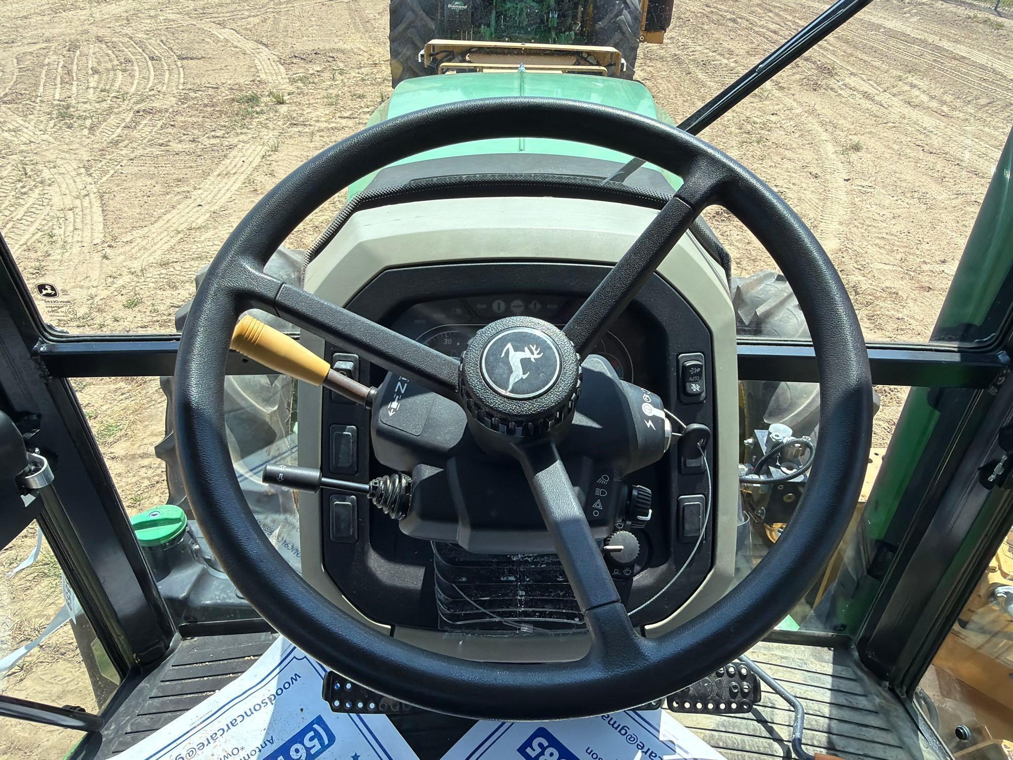 John Deere 5100E