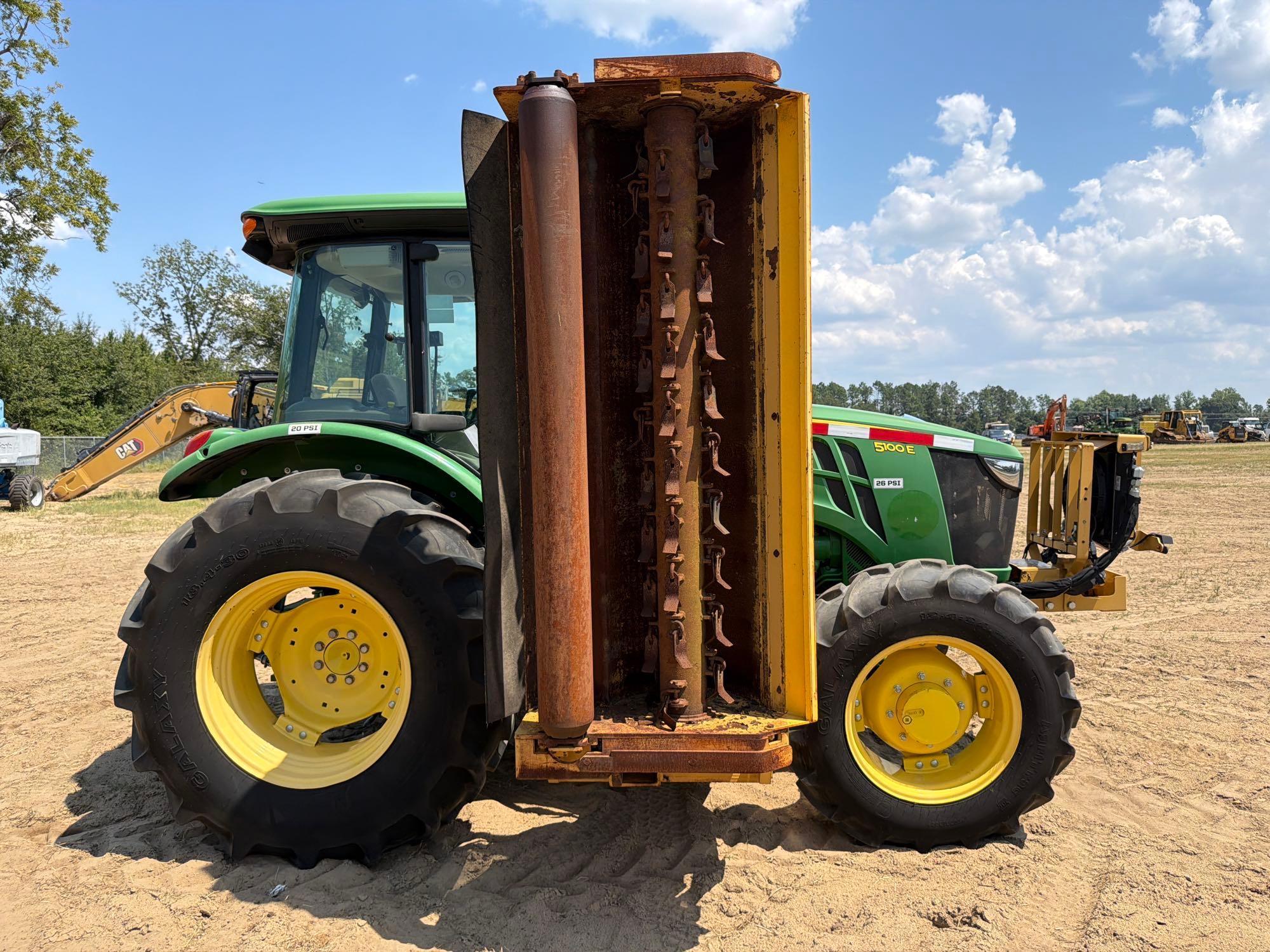 John Deere 5100E