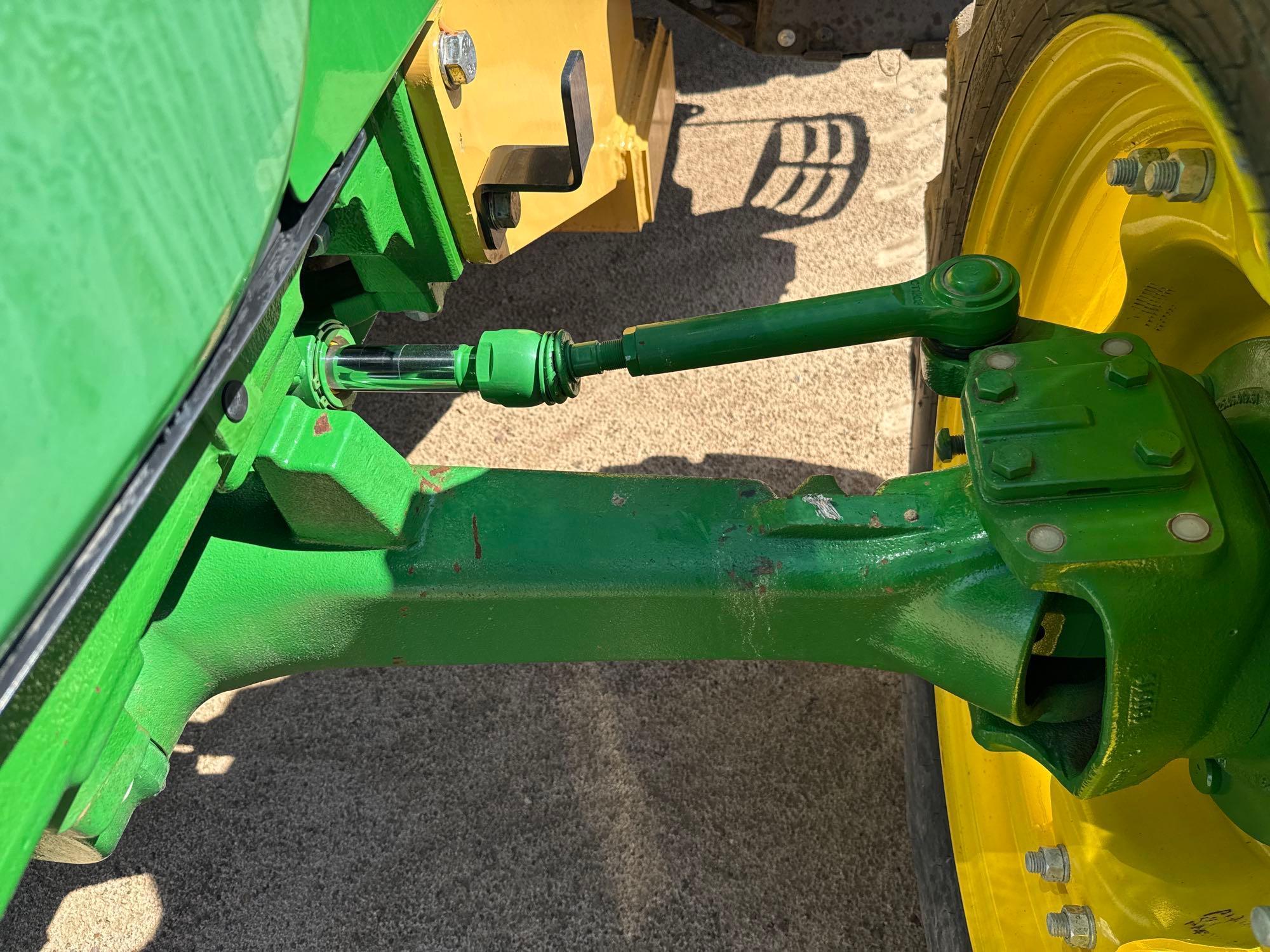John Deere 5100E