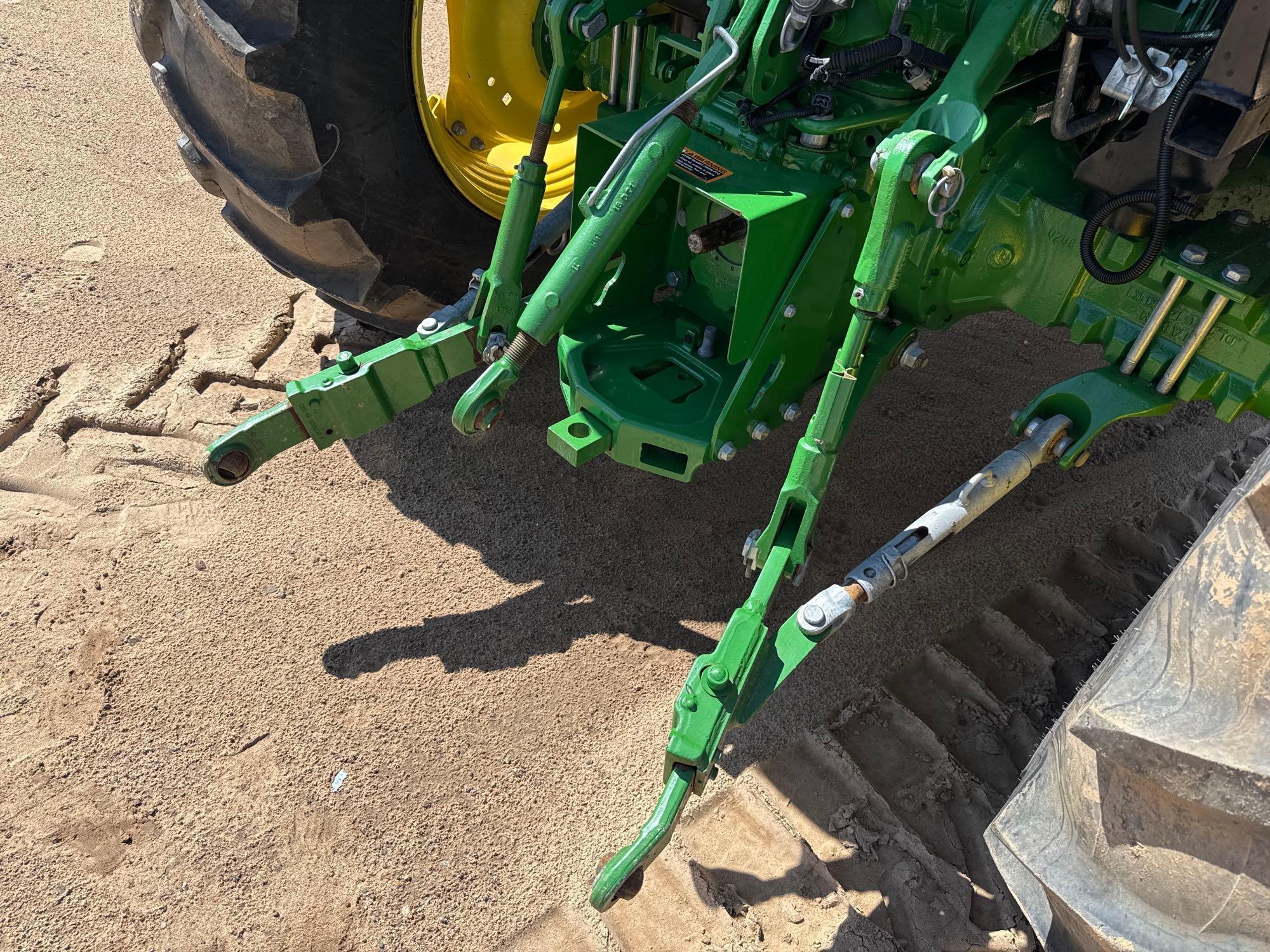 John Deere 5100E