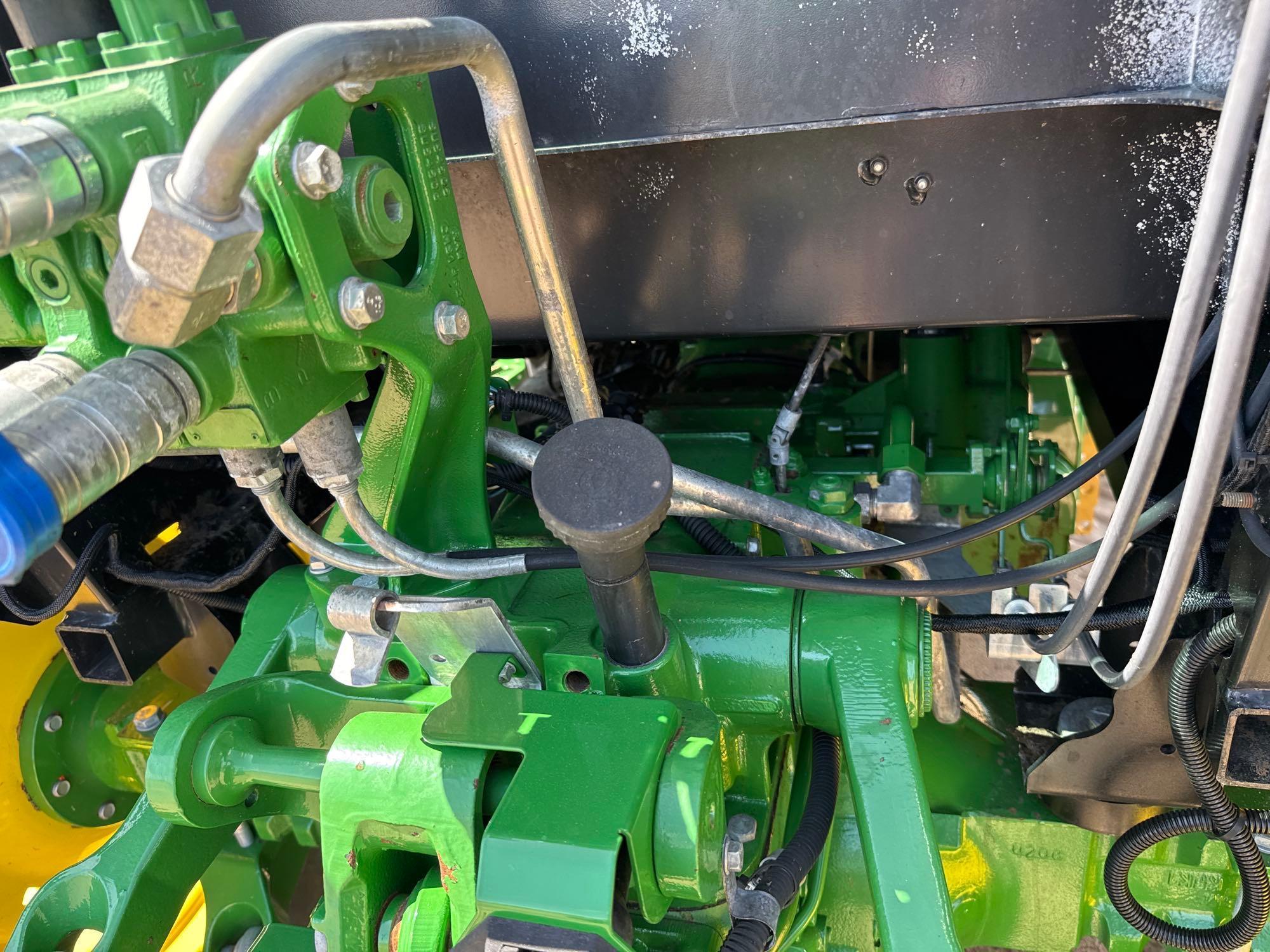 John Deere 5100E