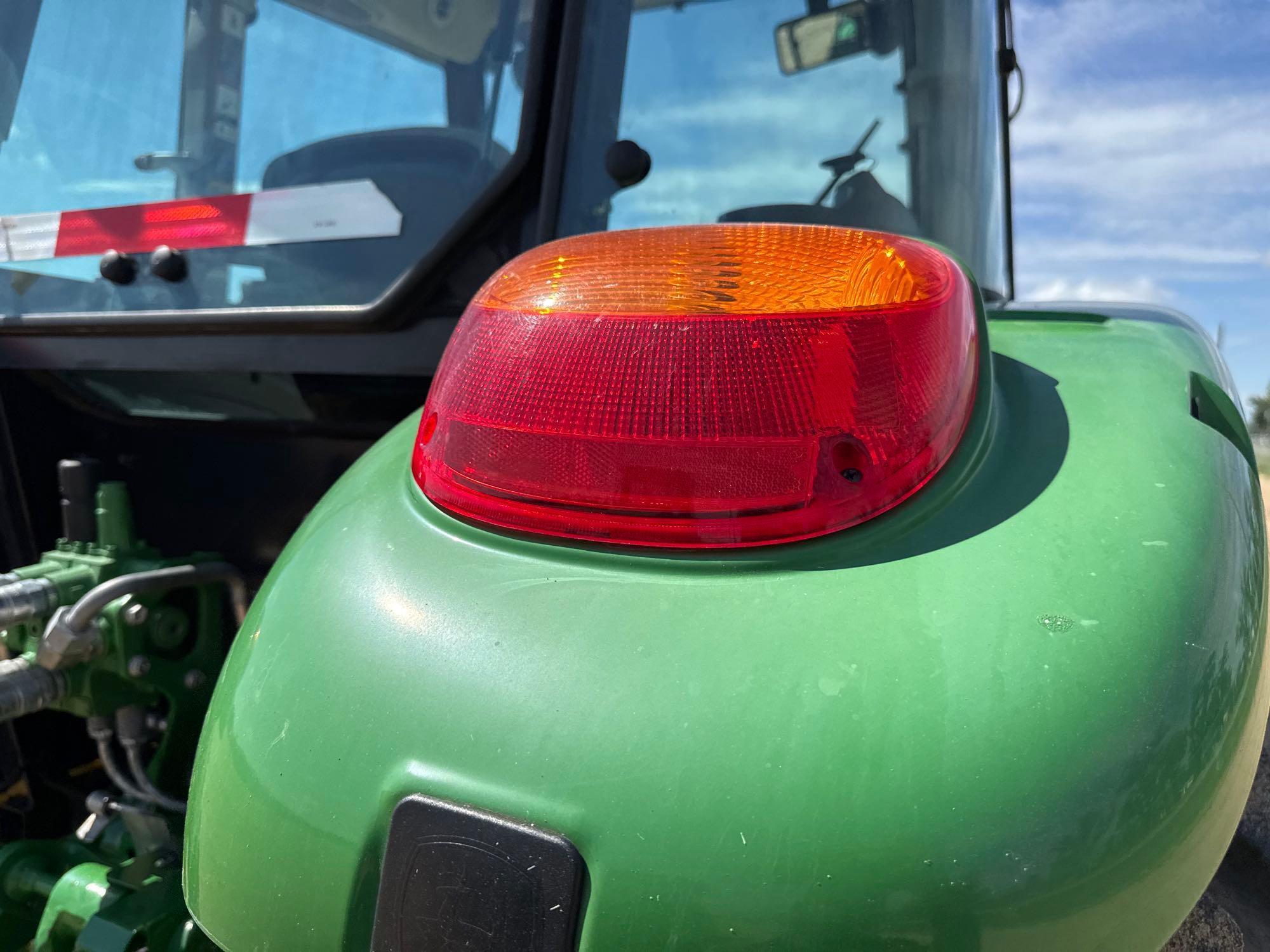 John Deere 5100E