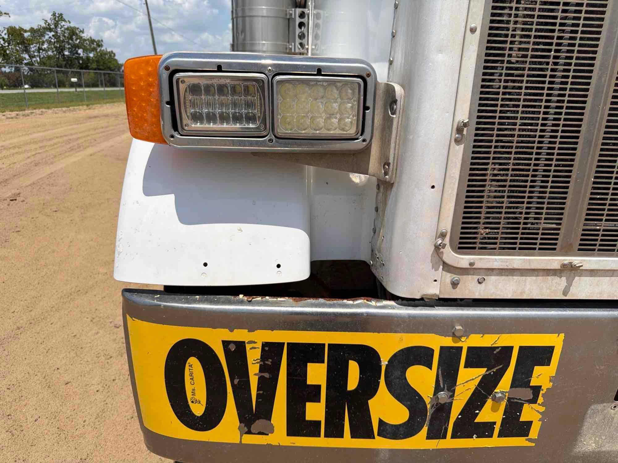 2001 Peterbilt 379