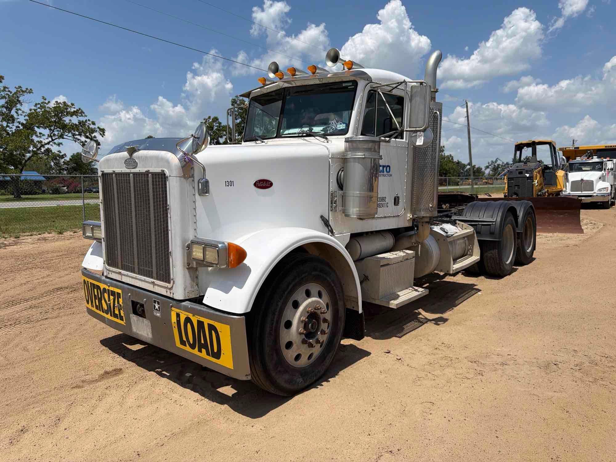 2001 Peterbilt 379