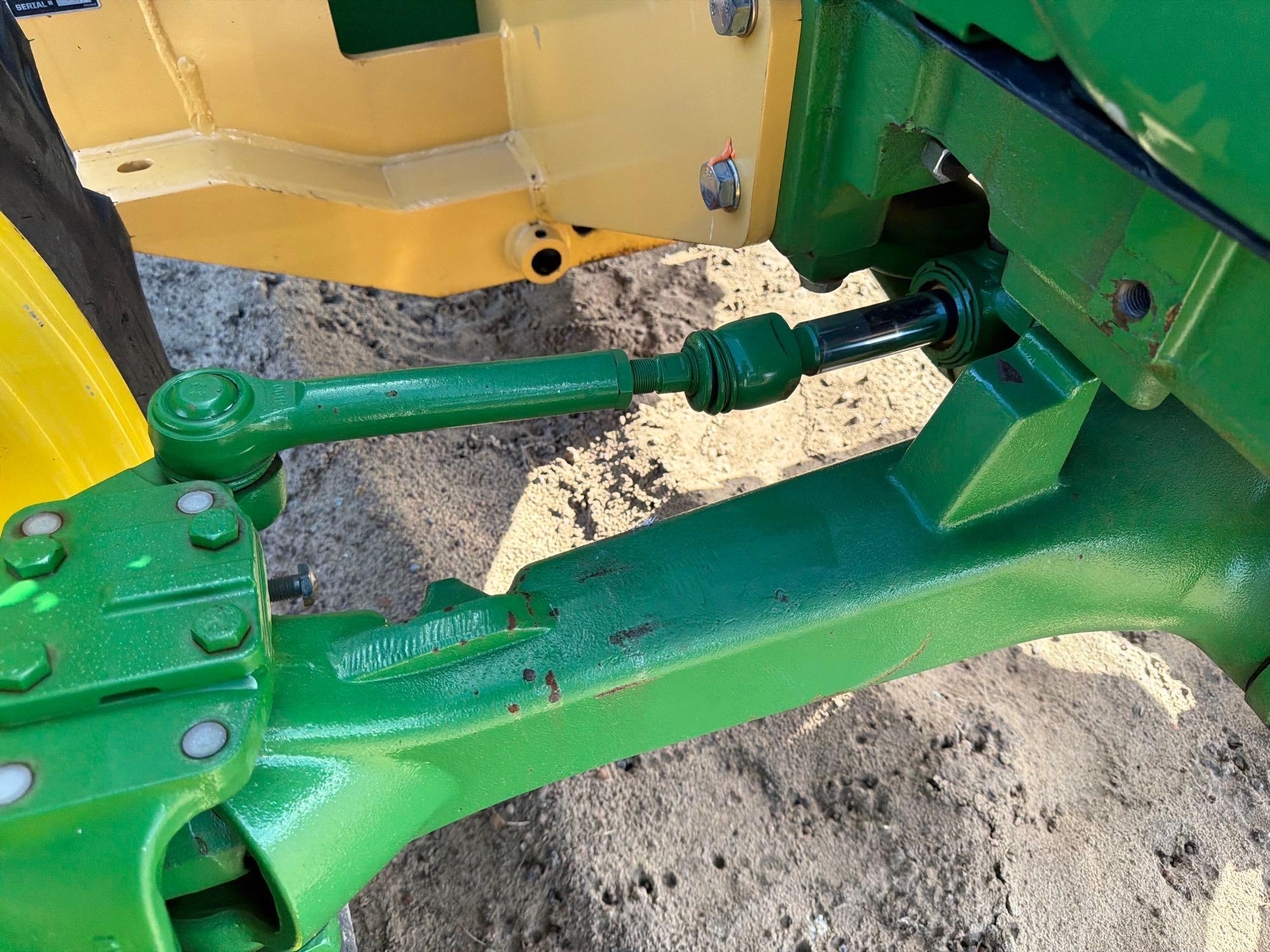 John Deere 5100E
