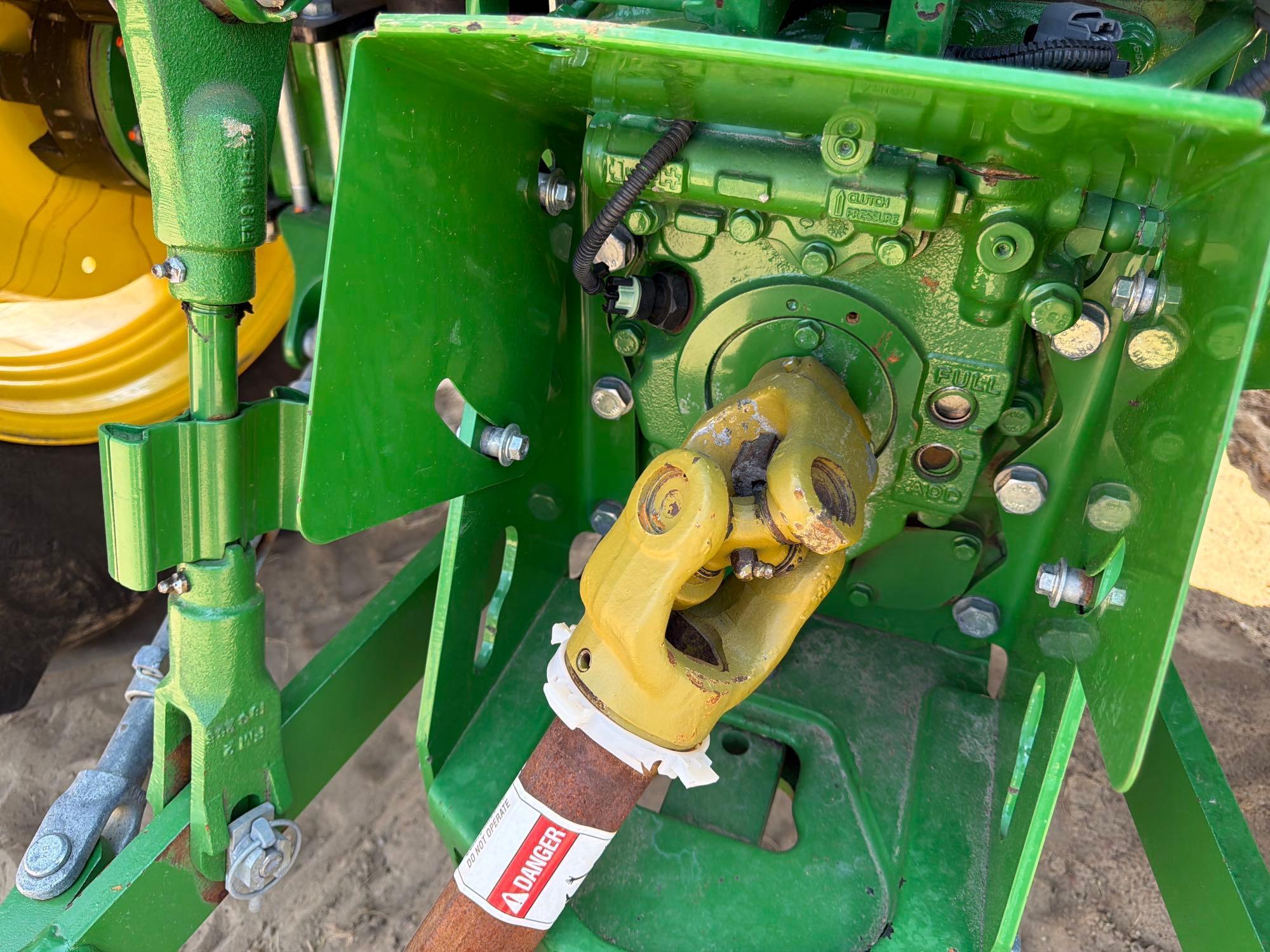 John Deere 5100E