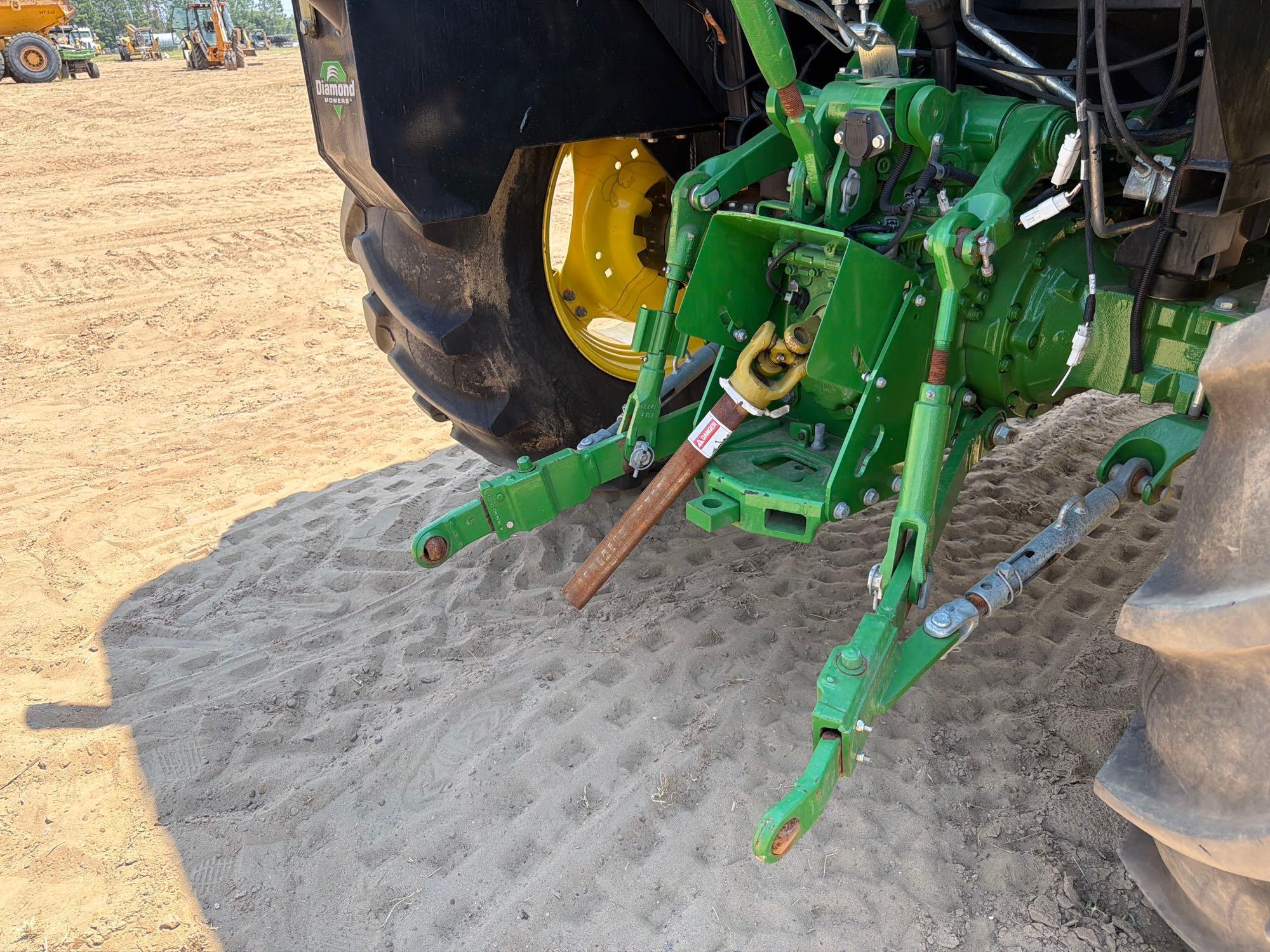 John Deere 5100E