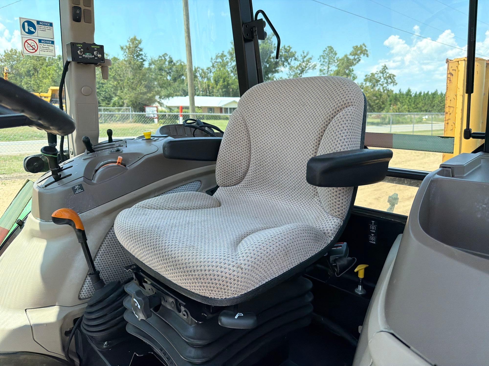 John Deere 5100E