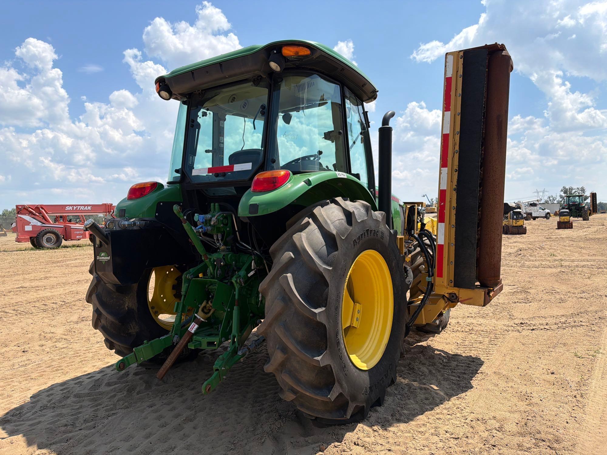 John Deere 5100E