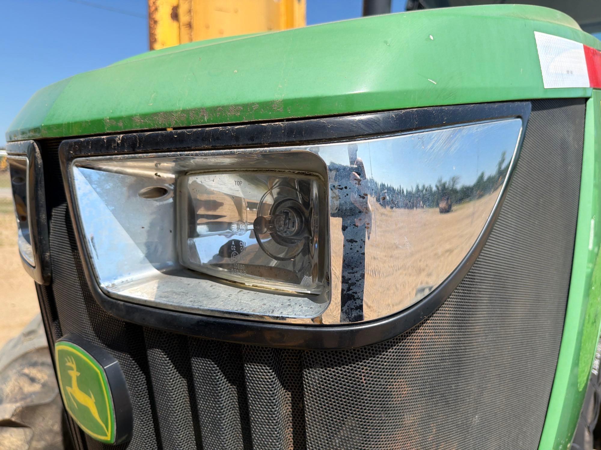John Deere 5100E