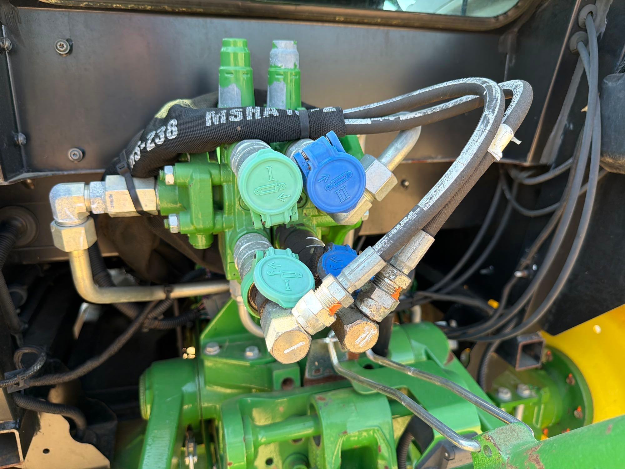 John Deere 5100E