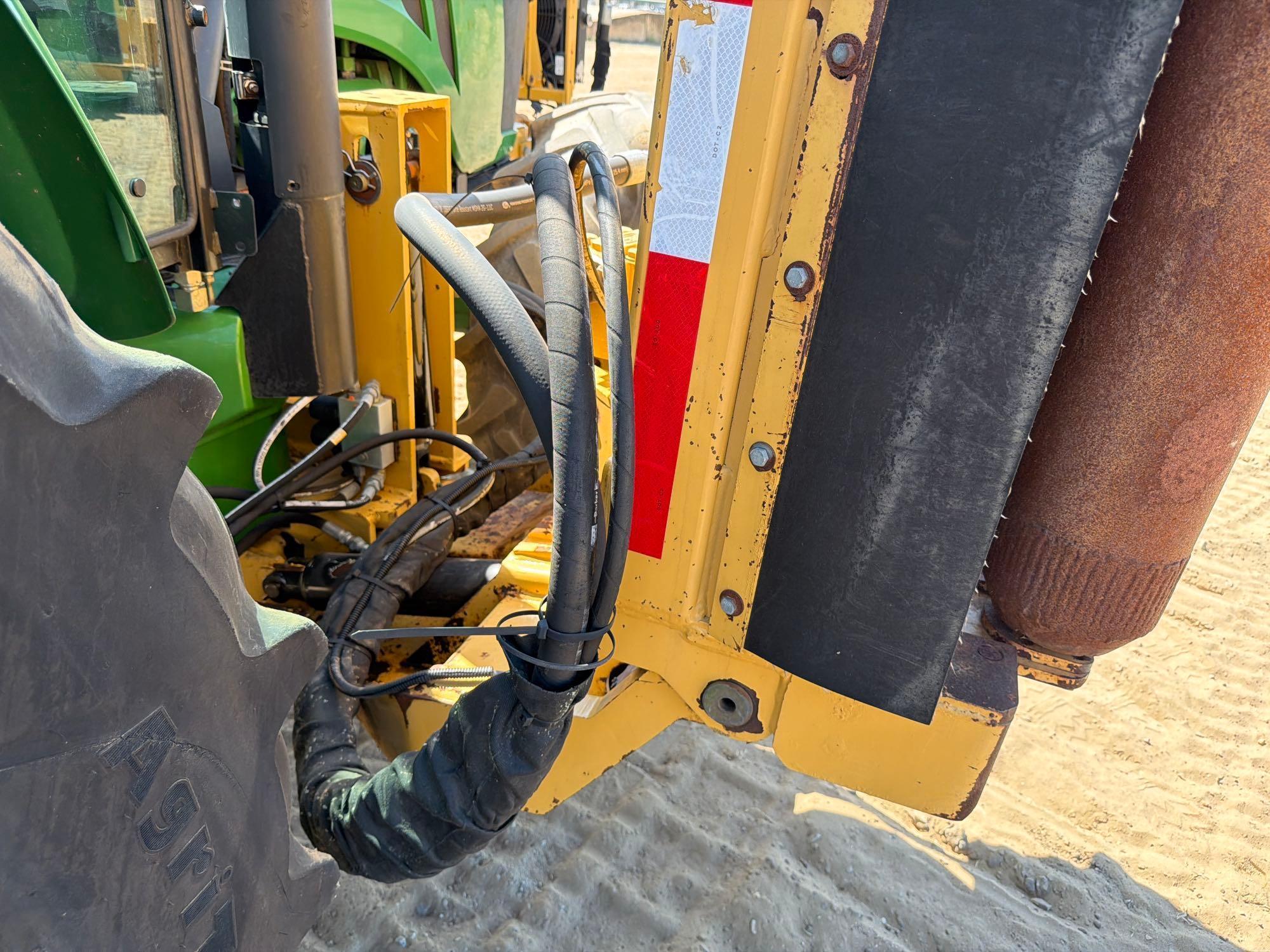 John Deere 5100E