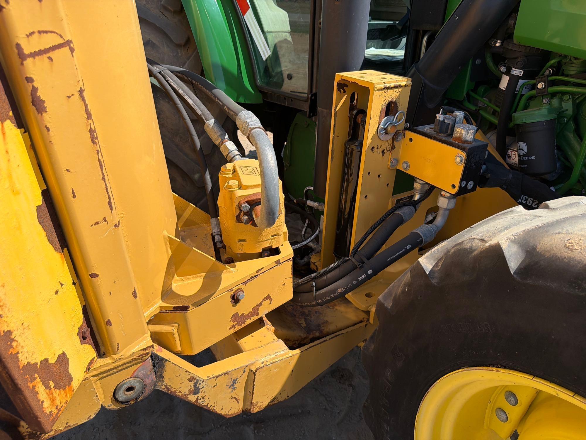 John Deere 5100E