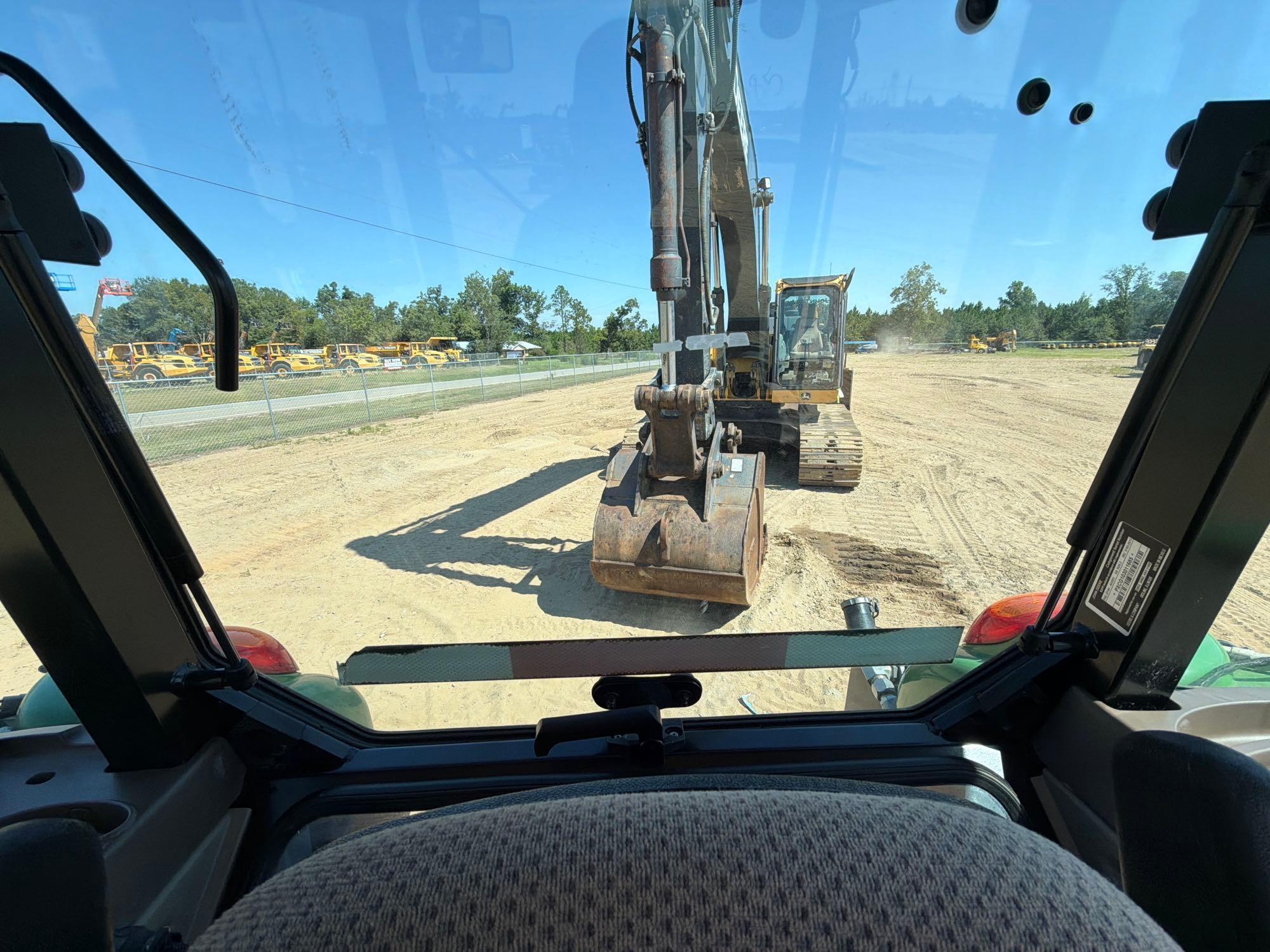 John Deere 5100E