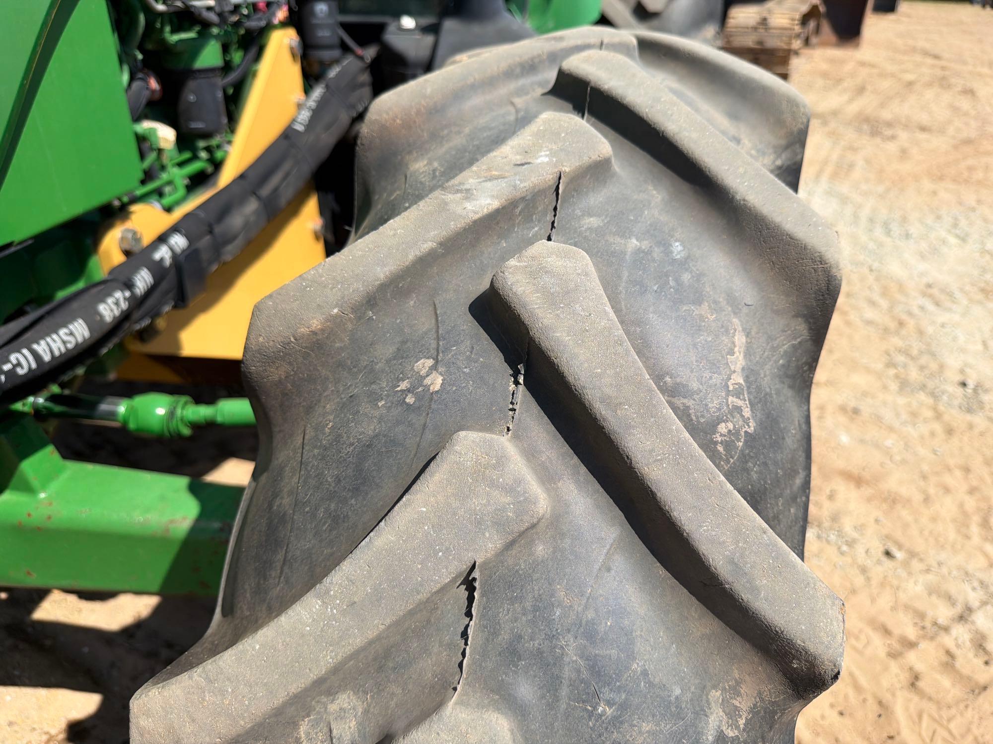 John Deere 5100E