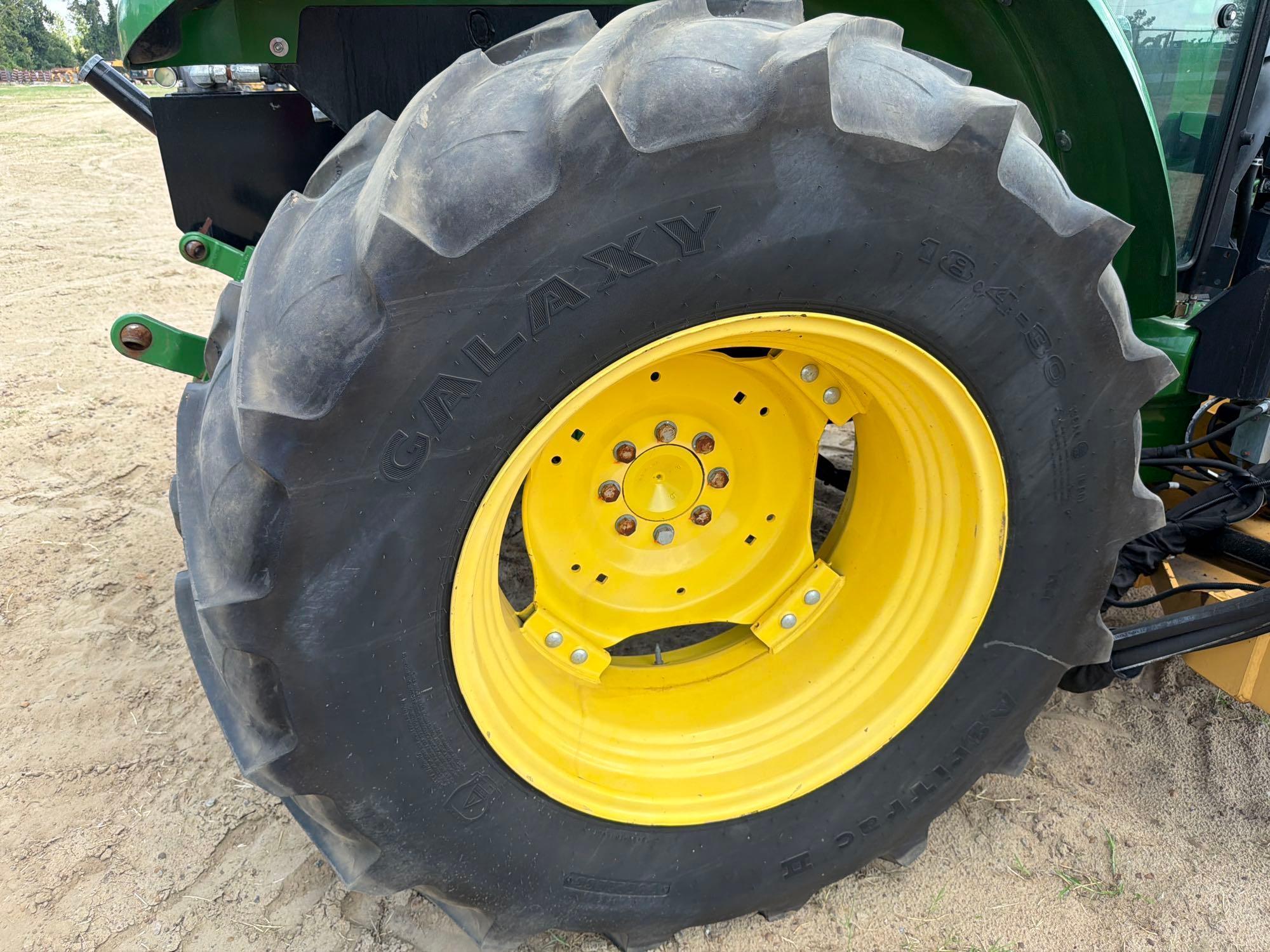 John Deere 5100E