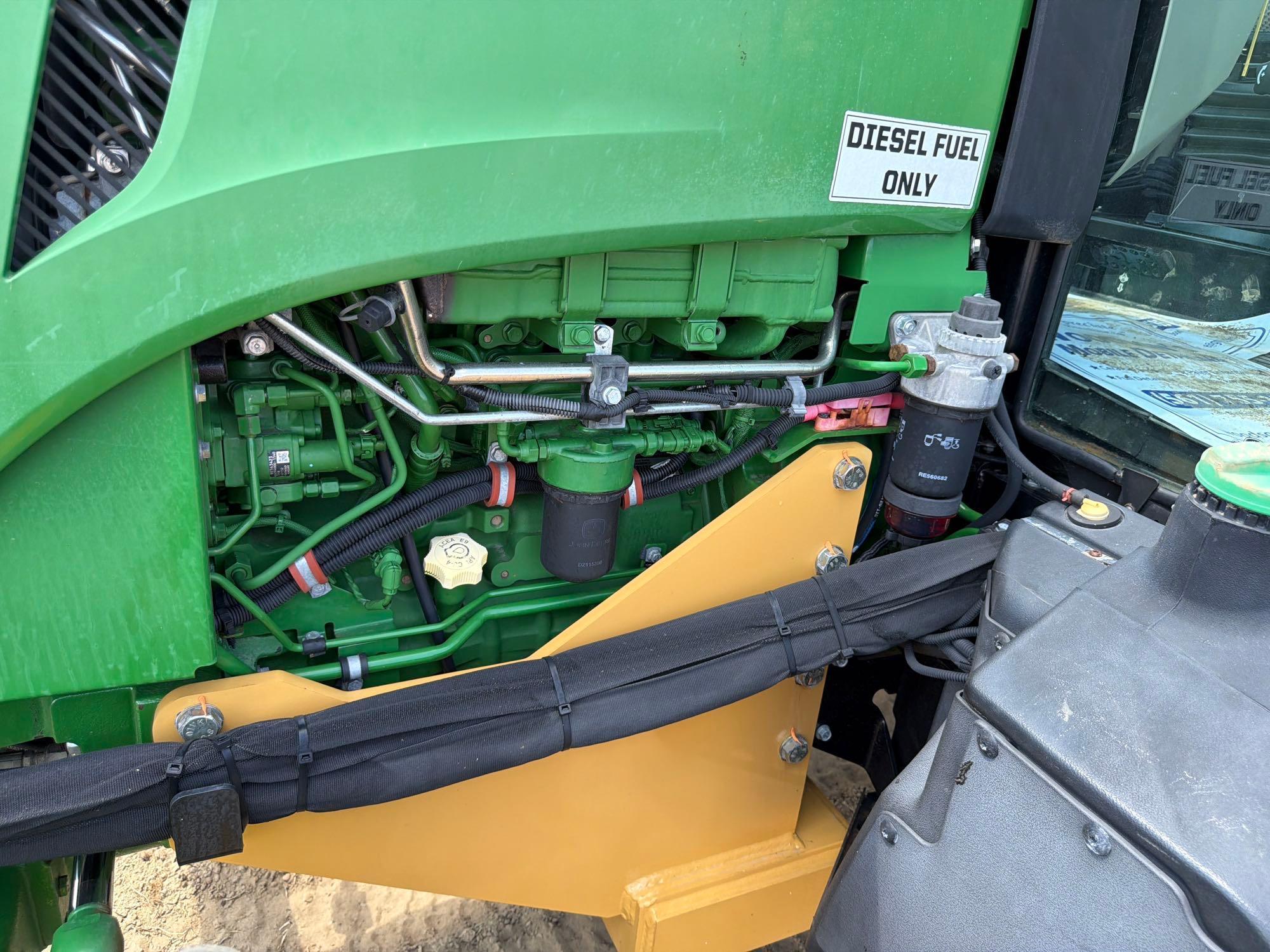John Deere 5100E