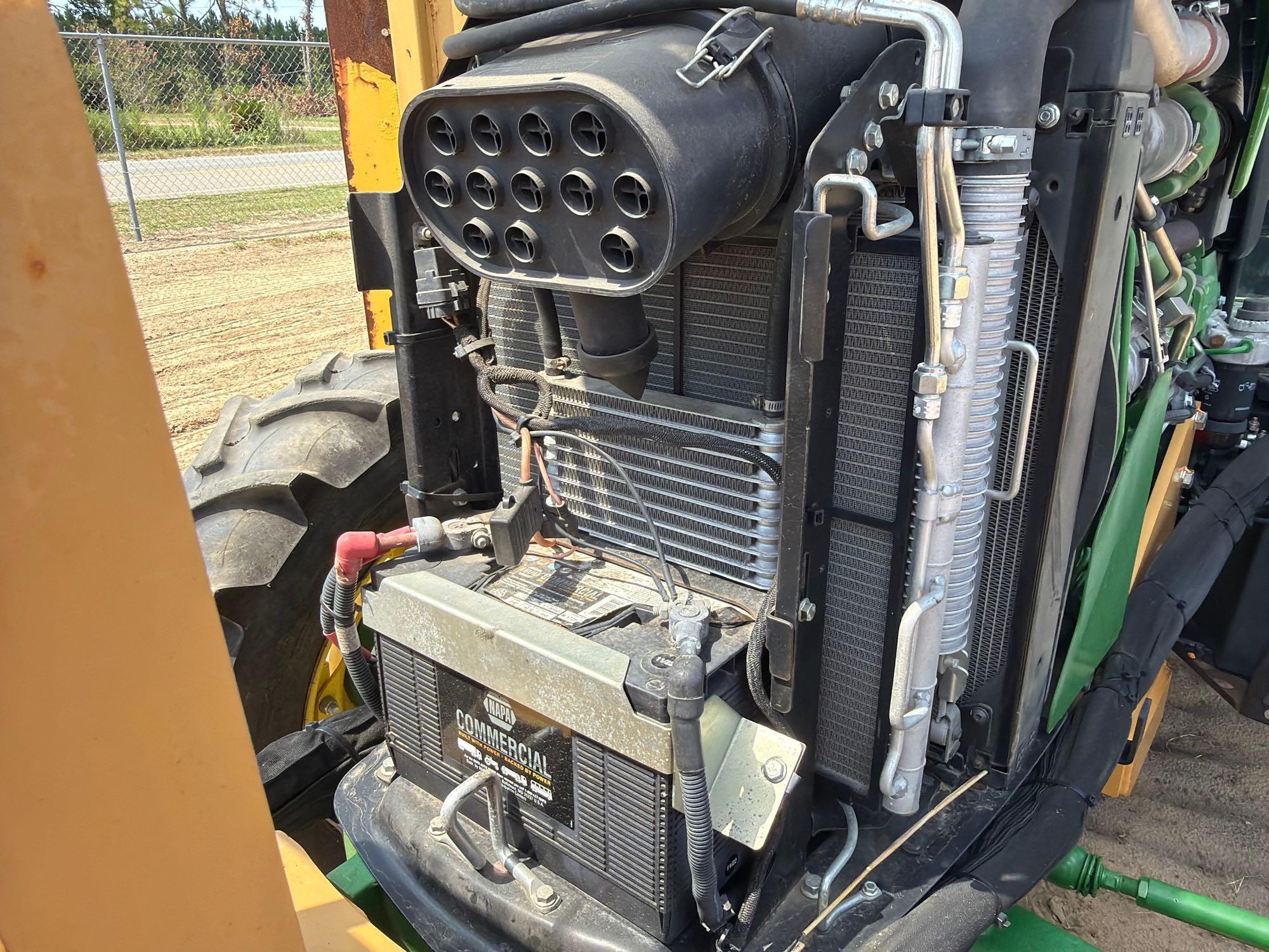 John Deere 5100E