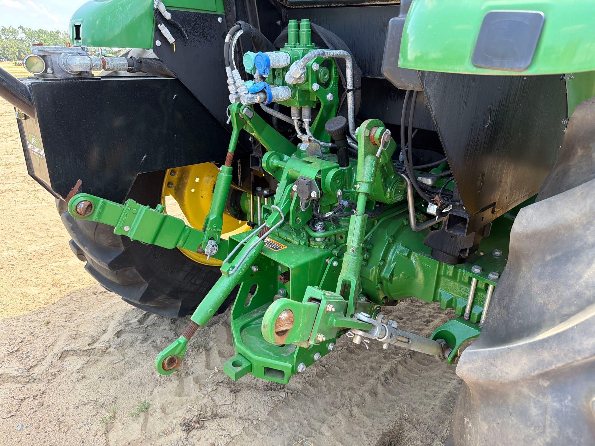 John Deere 5100E