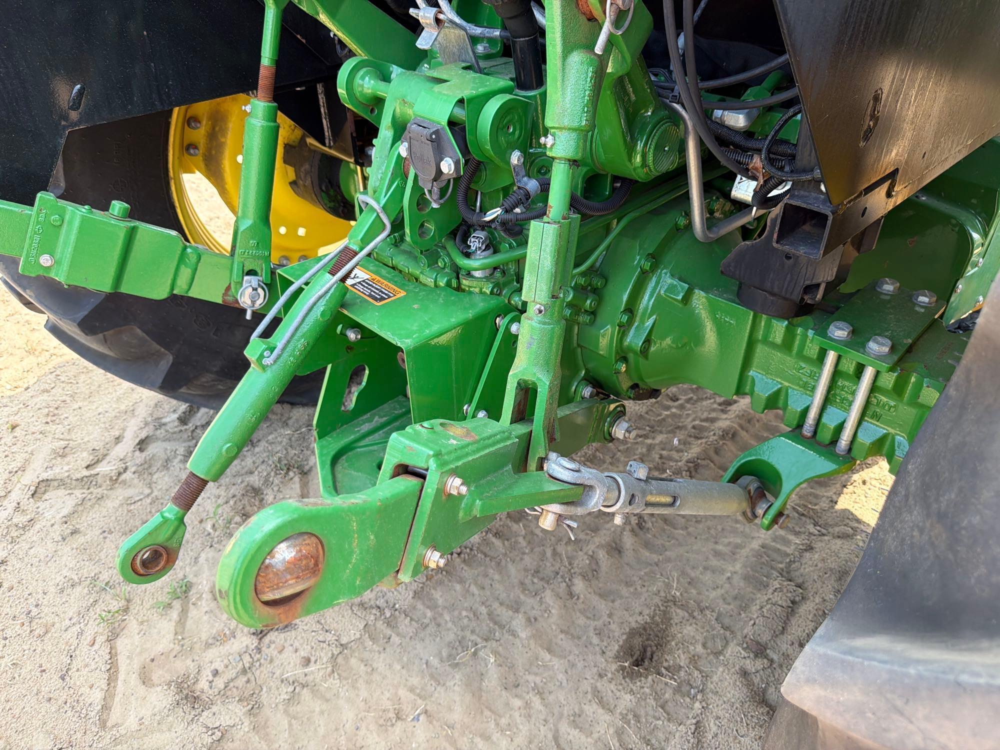 John Deere 5100E