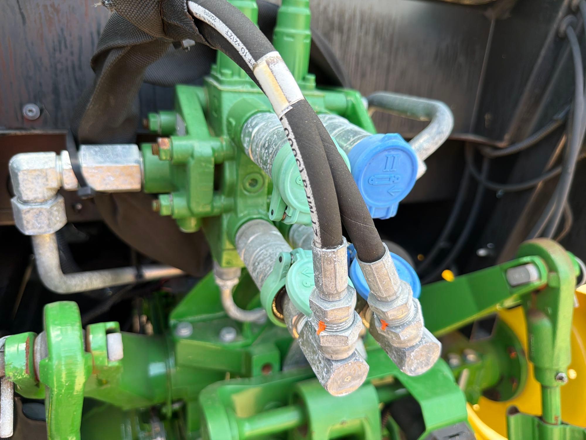 John Deere 5100E
