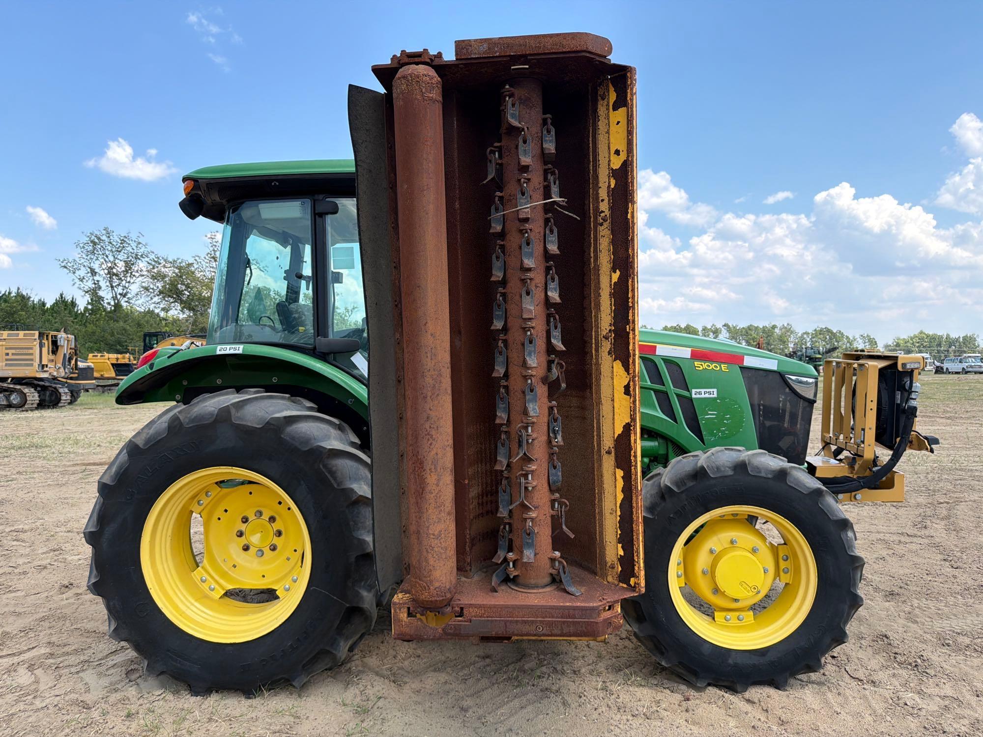 John Deere 5100E