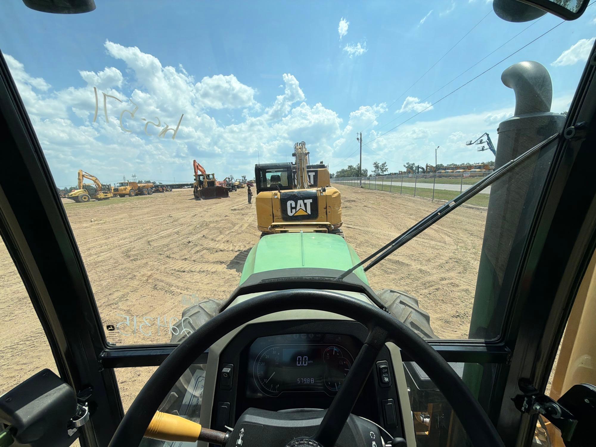 John Deere 5100E