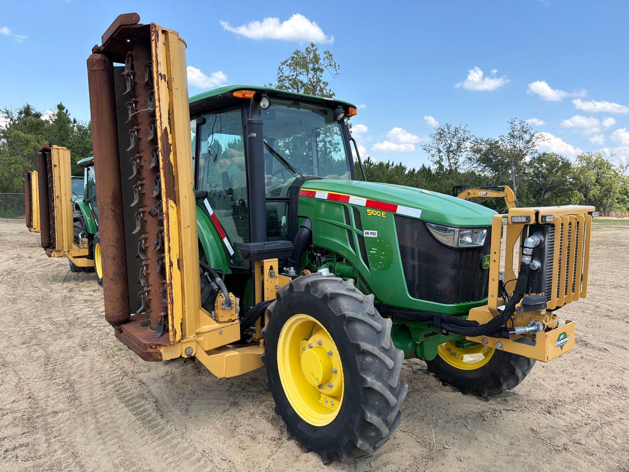 John Deere 5100E