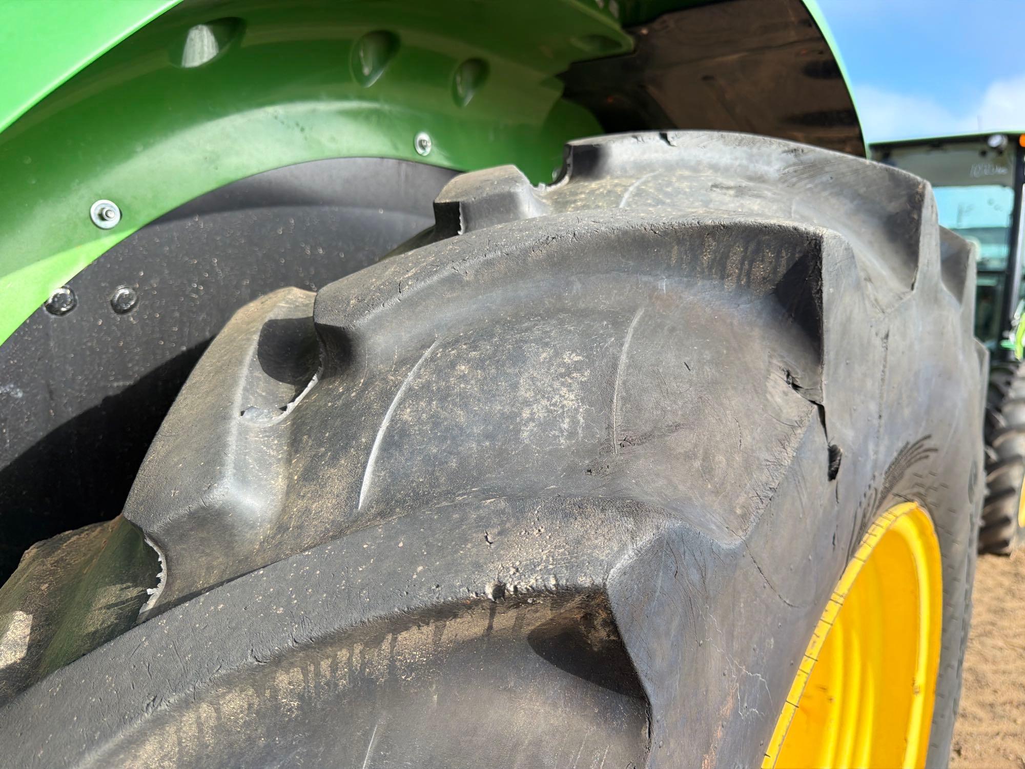 John Deere 5100E