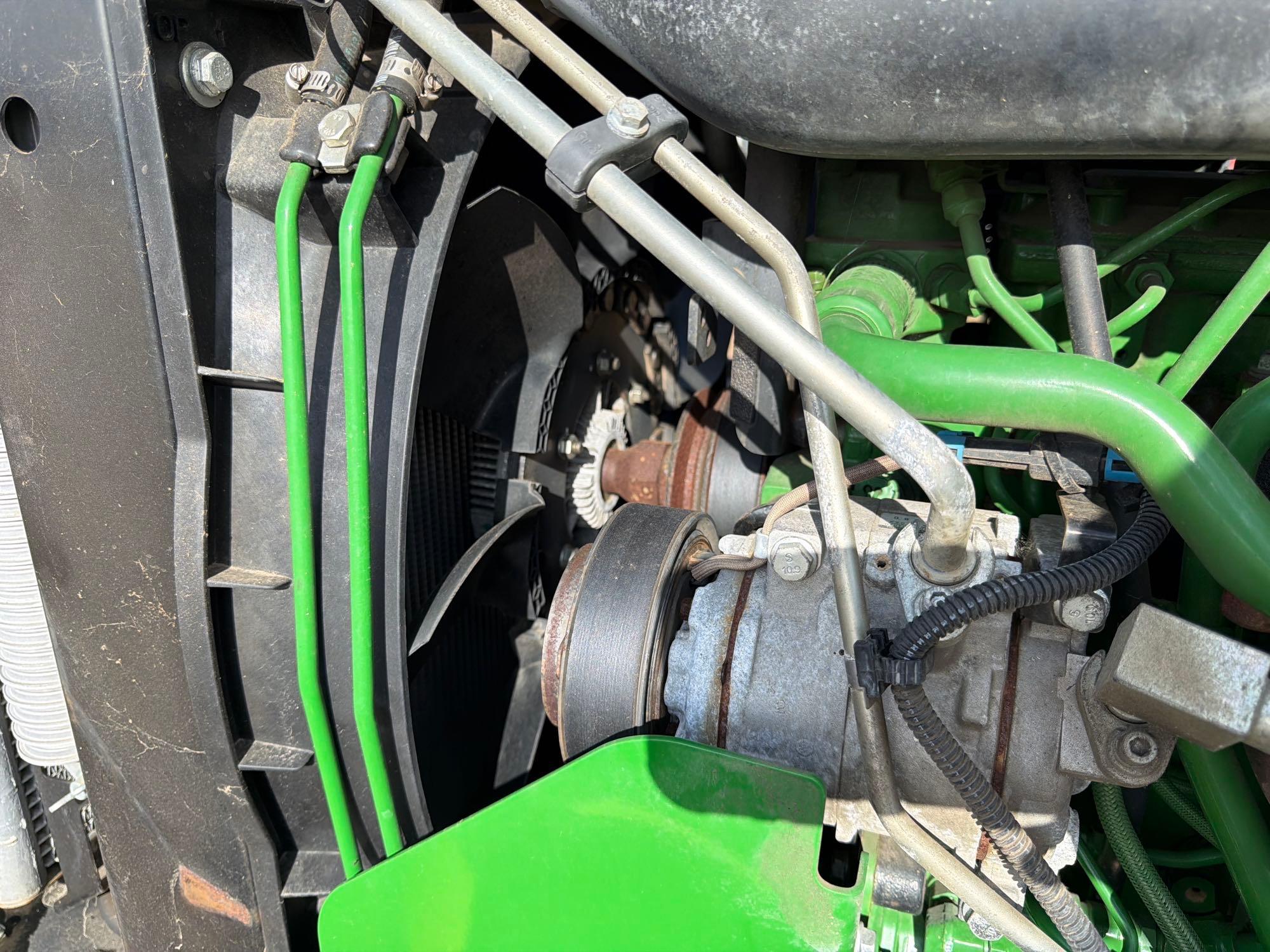 John Deere 5100E