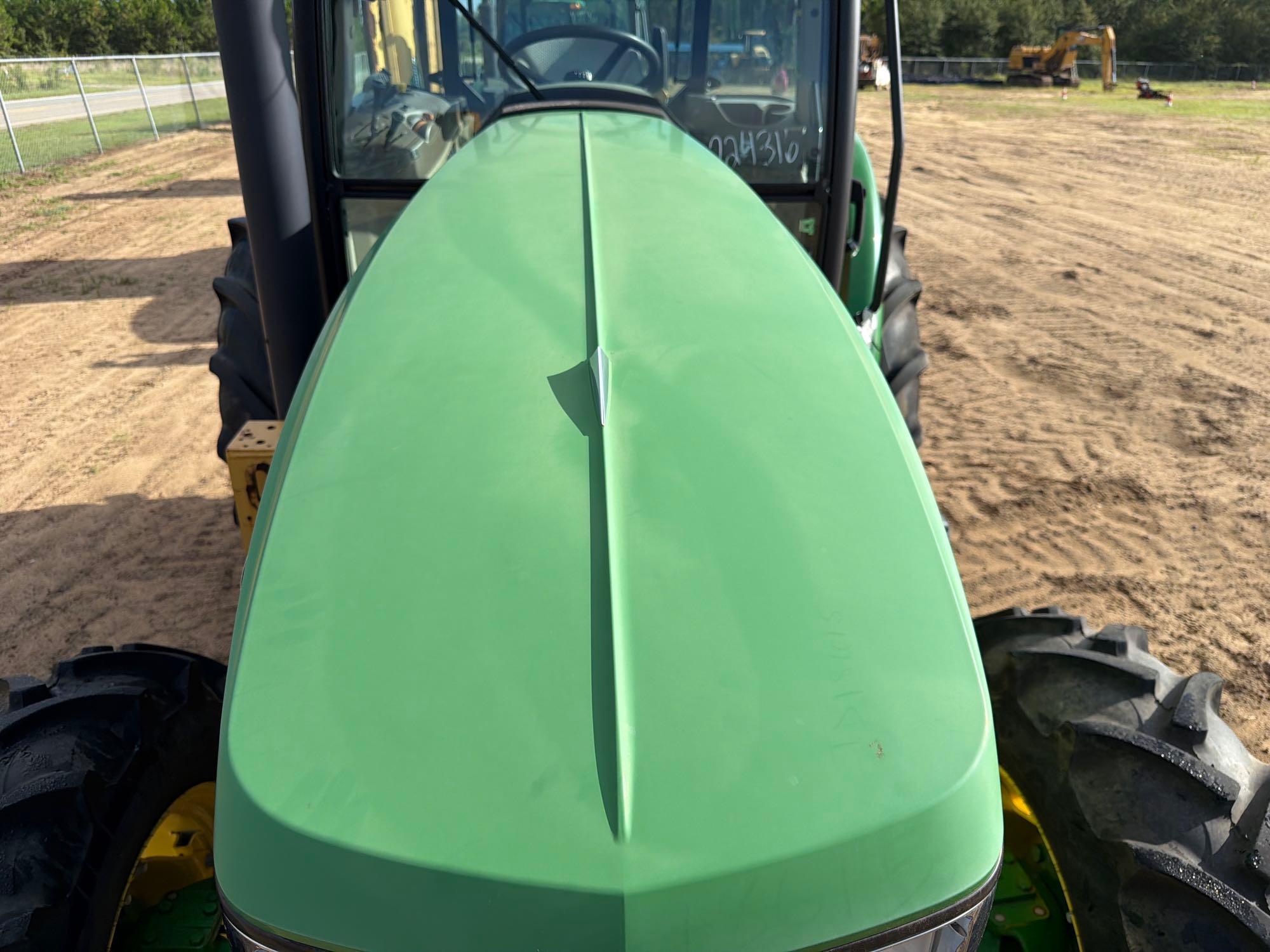 John Deere 5100E