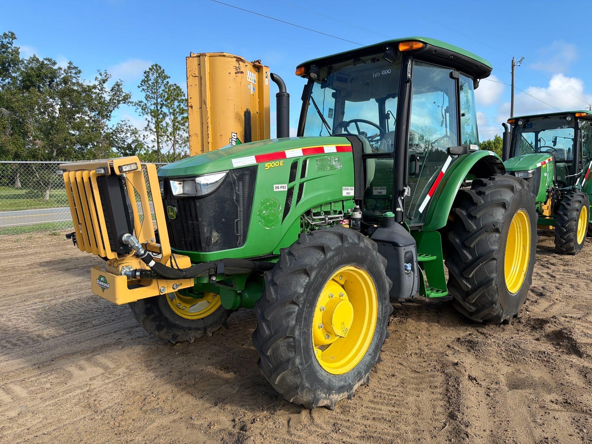 John Deere 5100E