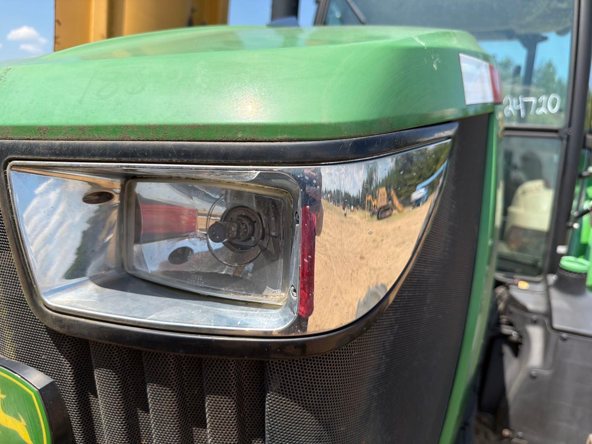 John Deere 5100E