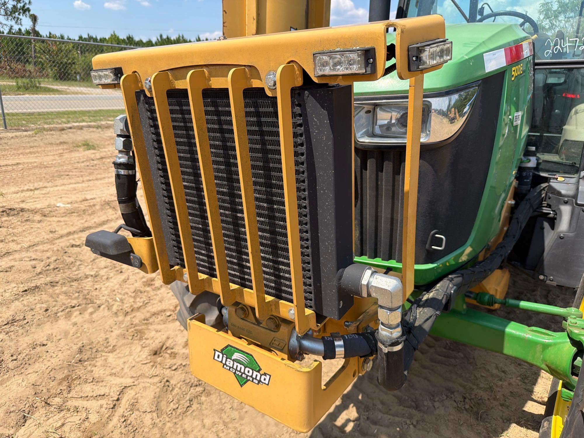 John Deere 5100E