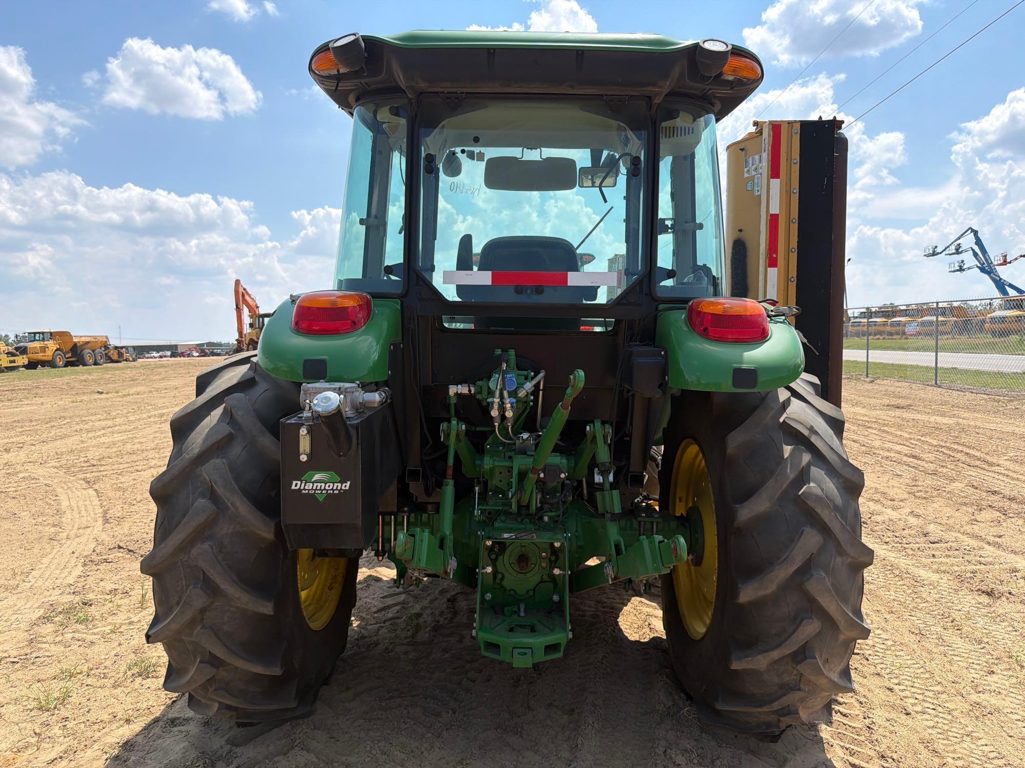John Deere 5100E