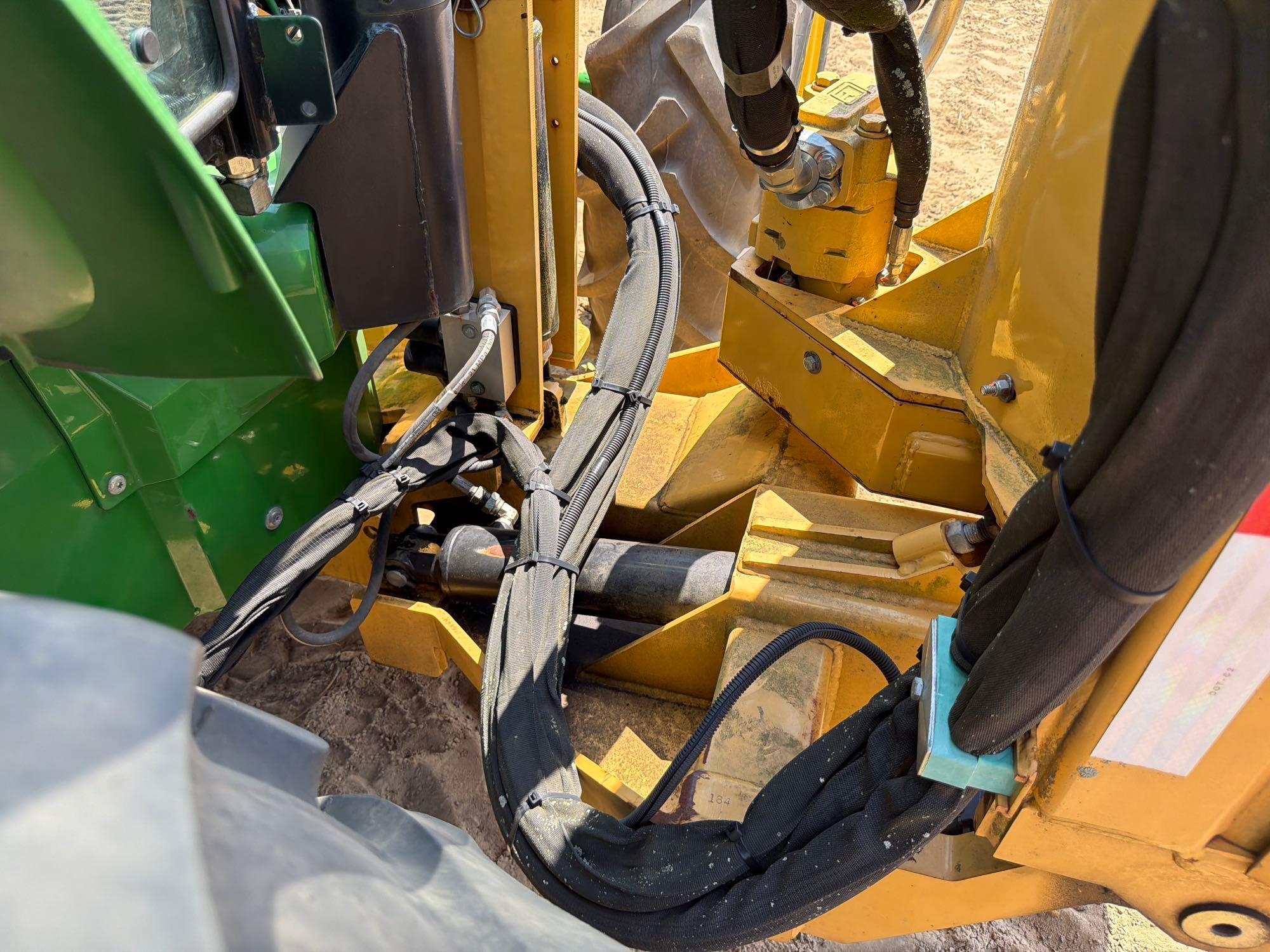 John Deere 5100E
