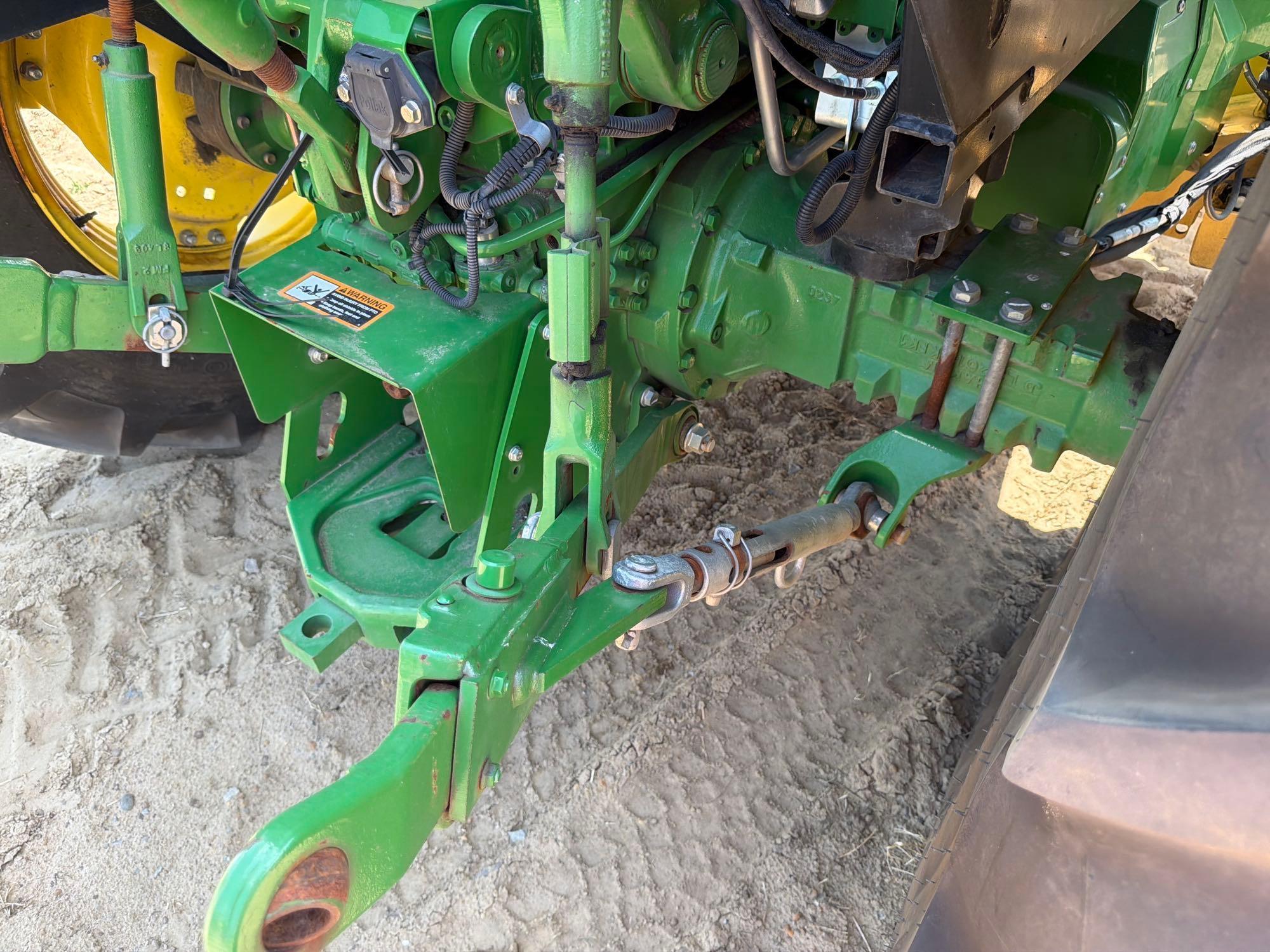 John Deere 5100E