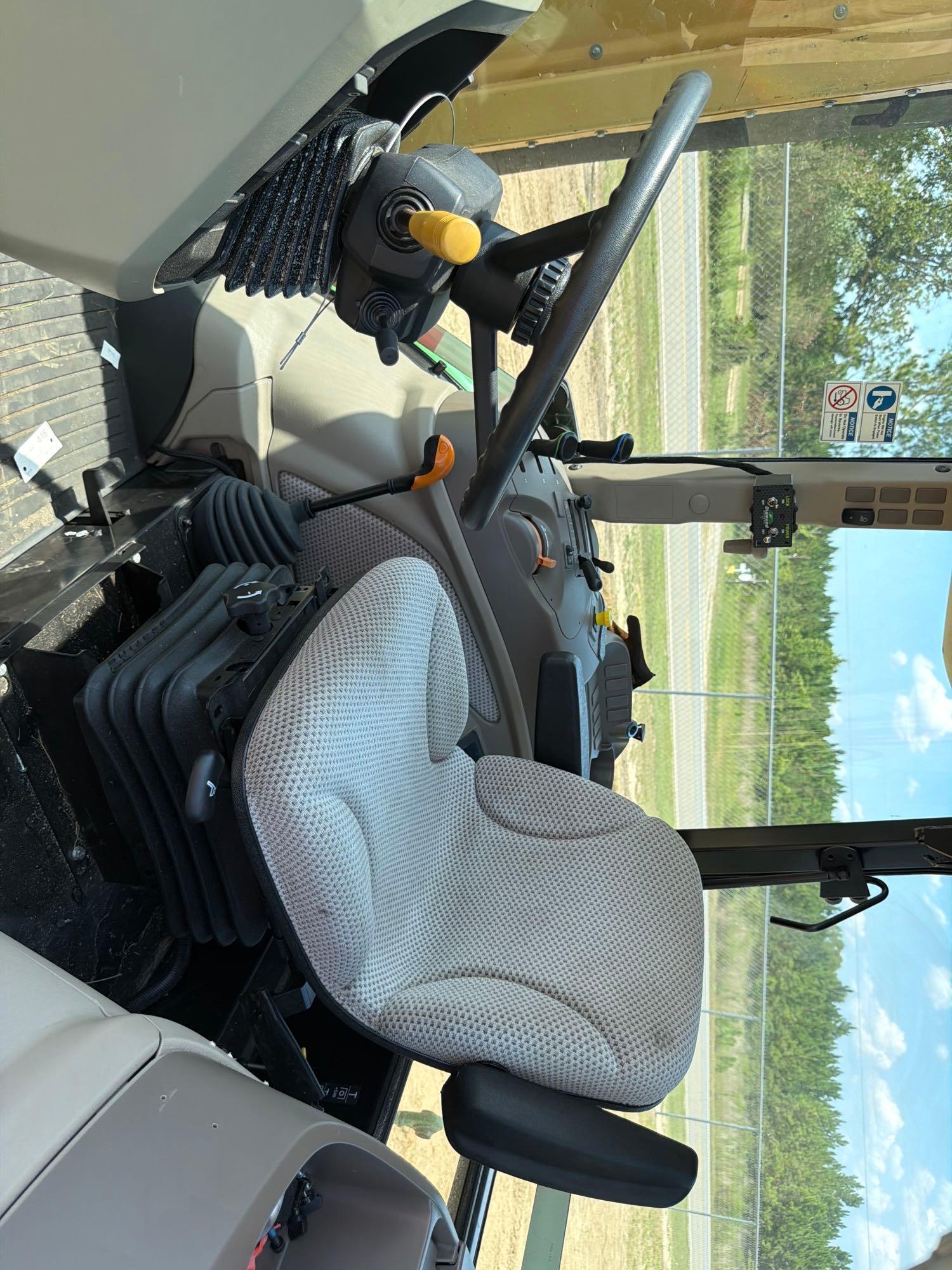 John Deere 5100E