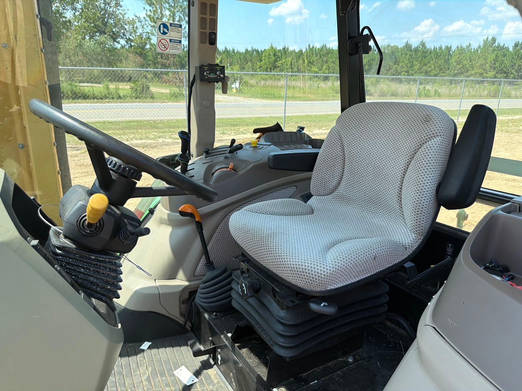 John Deere 5100E