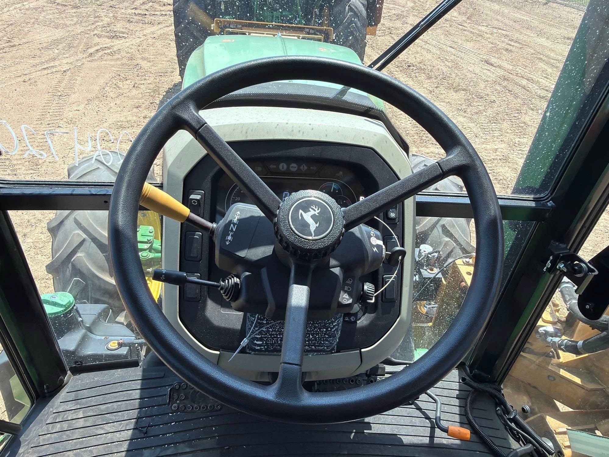 John Deere 5100E